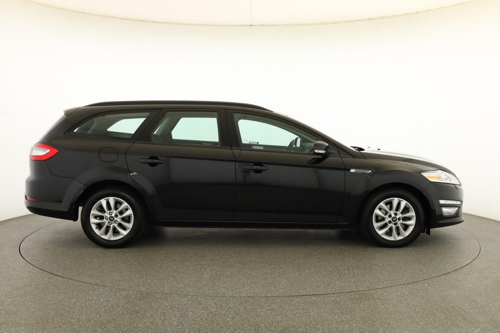 Ford Mondeo, 2.0 TDCi, Xenony - fotka 6