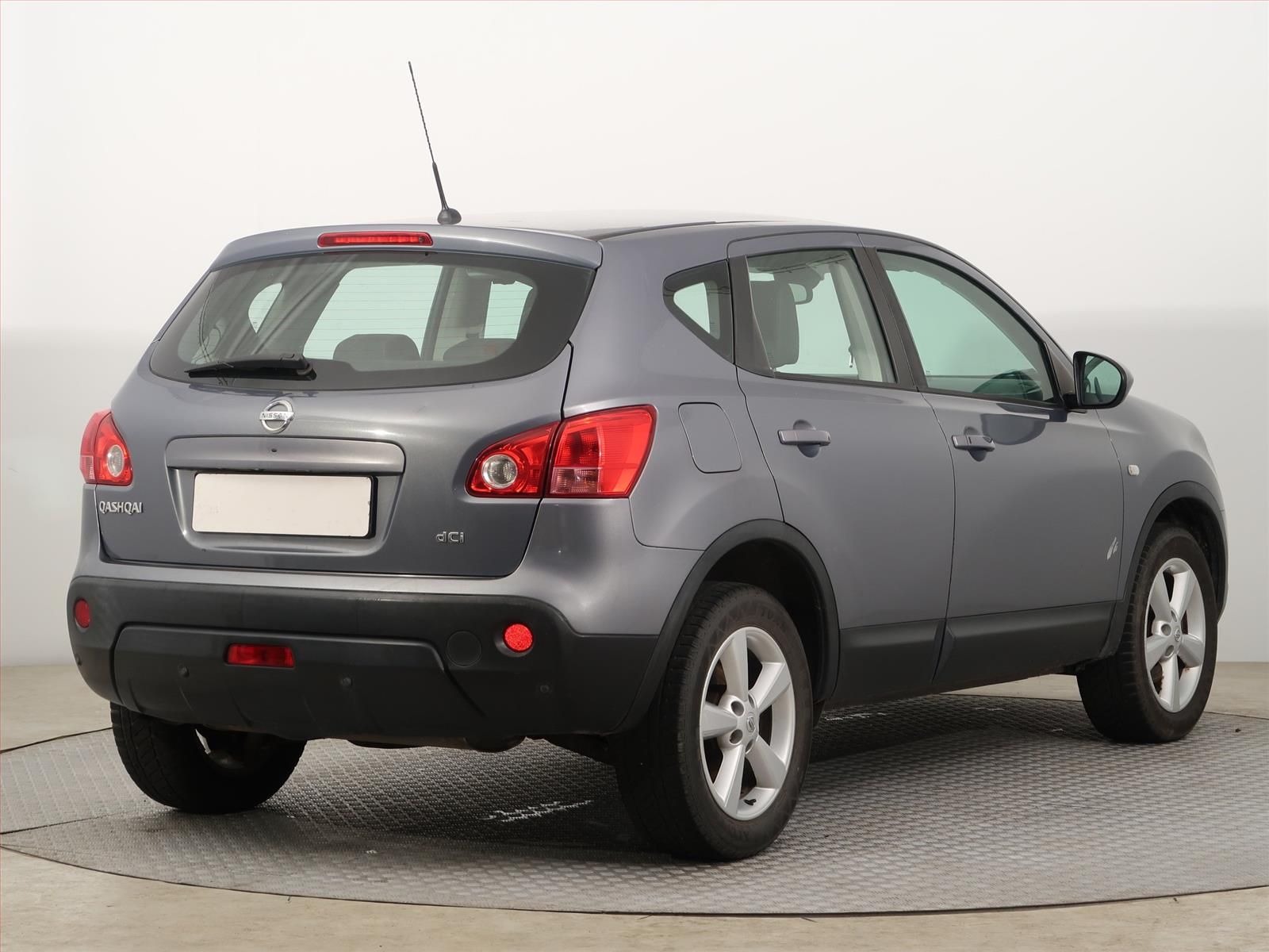 Nissan Qashqai, 2.0 dCi, Automatická klima - fotka 5