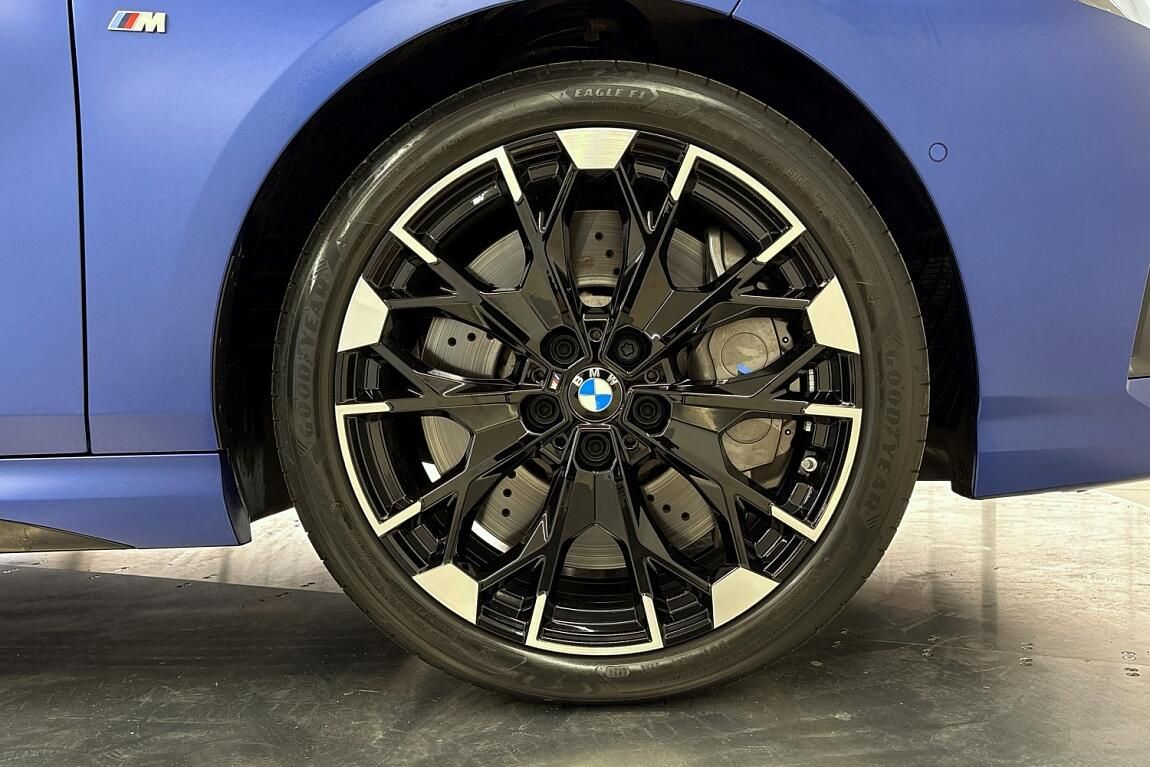 BMW Řada 1, M135 xDrive - fotka 6