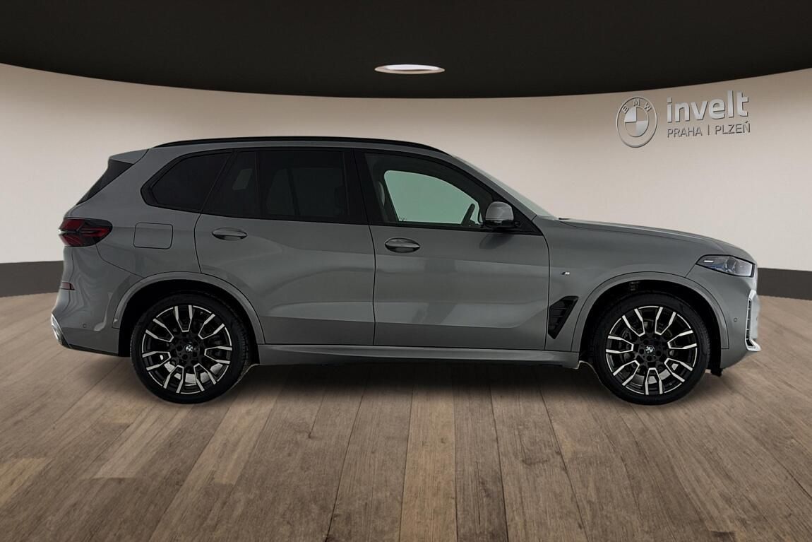 BMW X5, xDrive30d - fotka 2