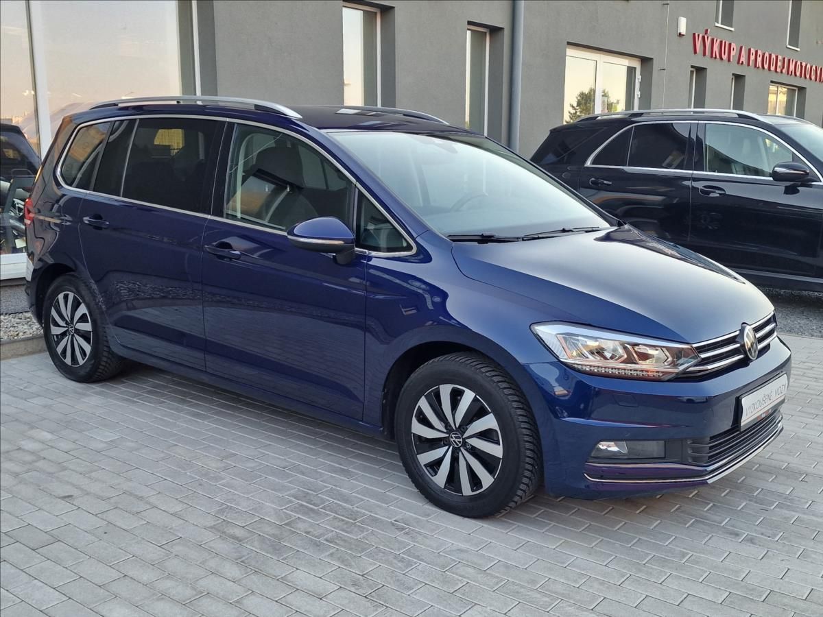 Volkswagen Touran, 1.5 TSI DSG Evo Highline,ČR - fotka 2