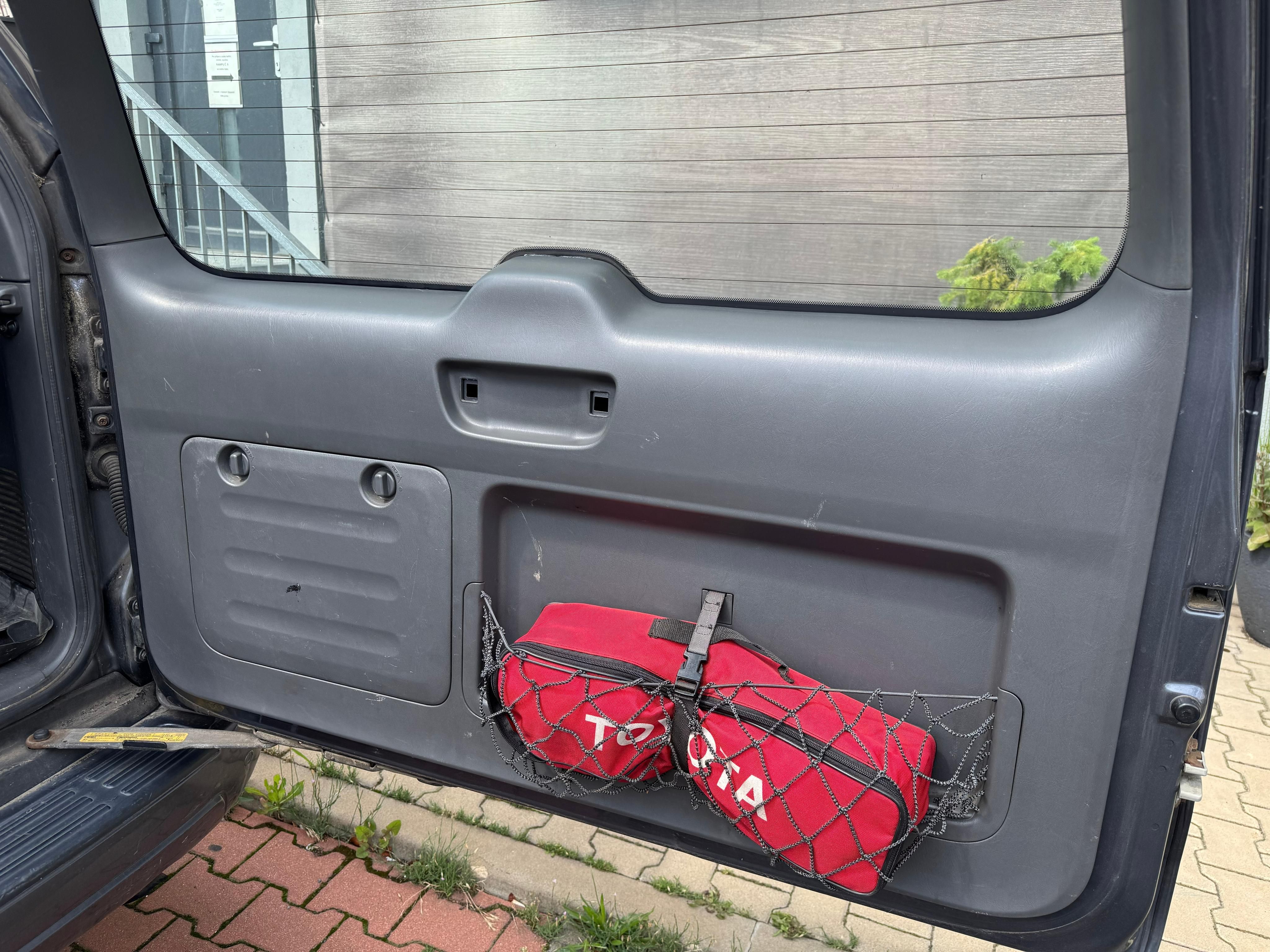Toyota Land Cruiser, LC120, Pravidelně servisováno. - fotka 2