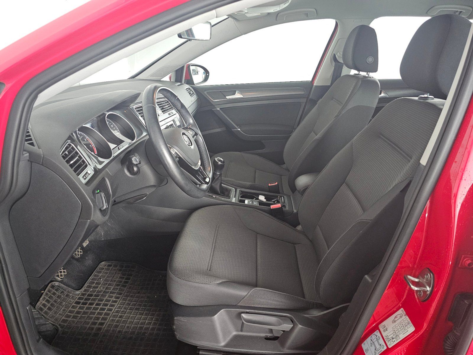 Volkswagen Golf, 1.0TSI 81kW 6MT - fotka 6