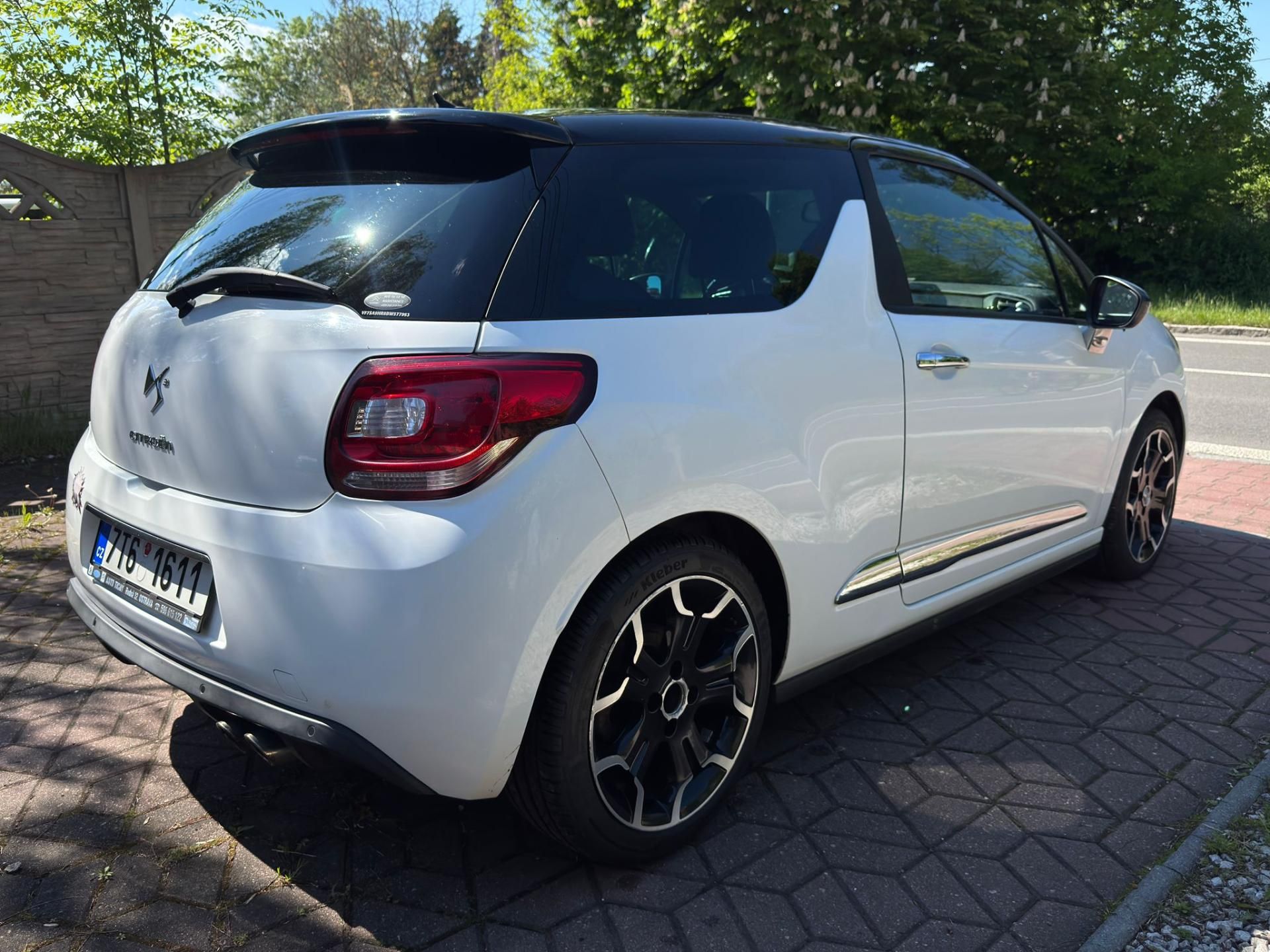 Citroën DS3, 1.6HDi 82kW ČR KŮŽE NOVÁ STK - fotka 4