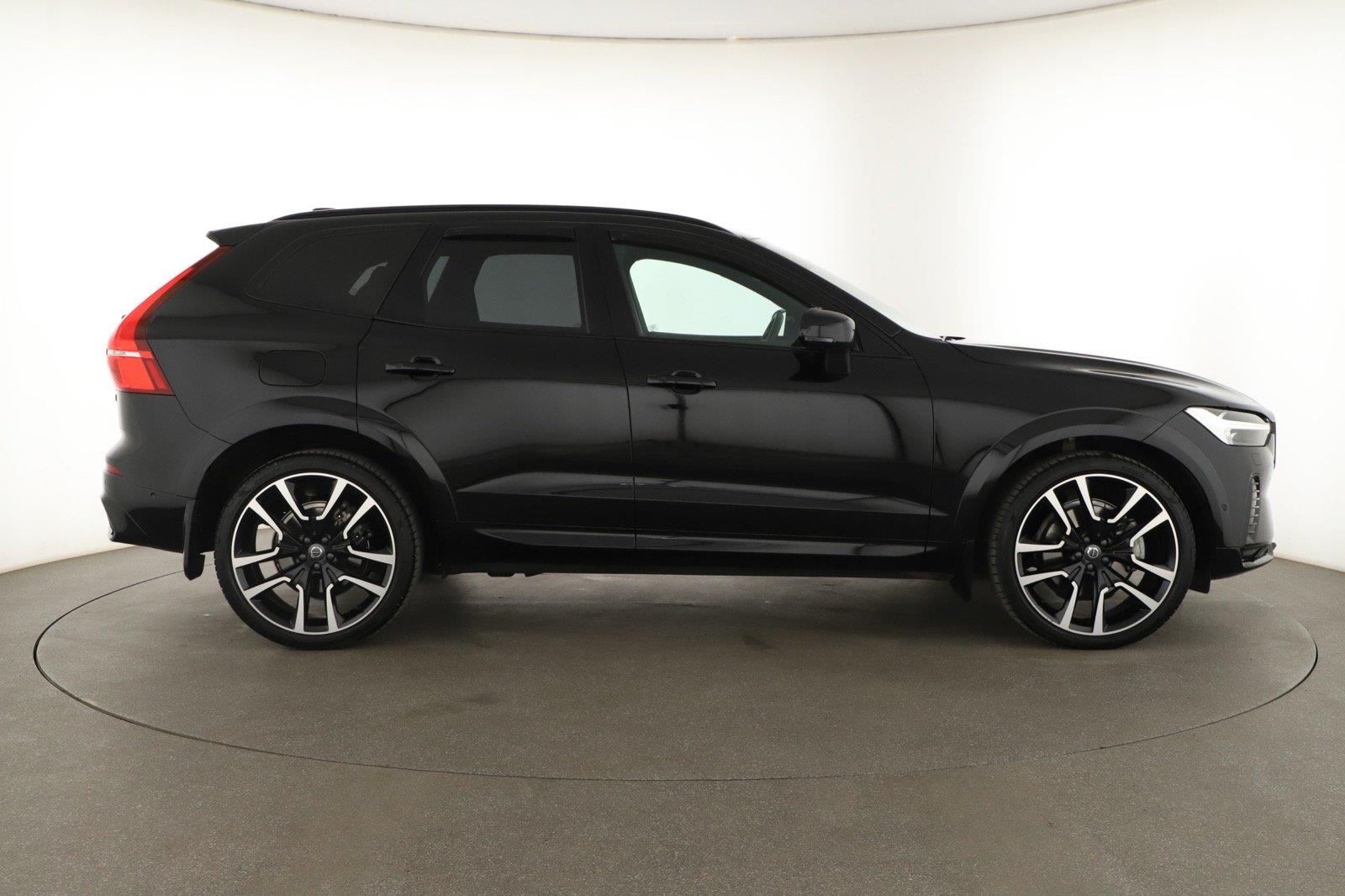 Volvo XC60, D5 AWD, Inscription - fotka 6