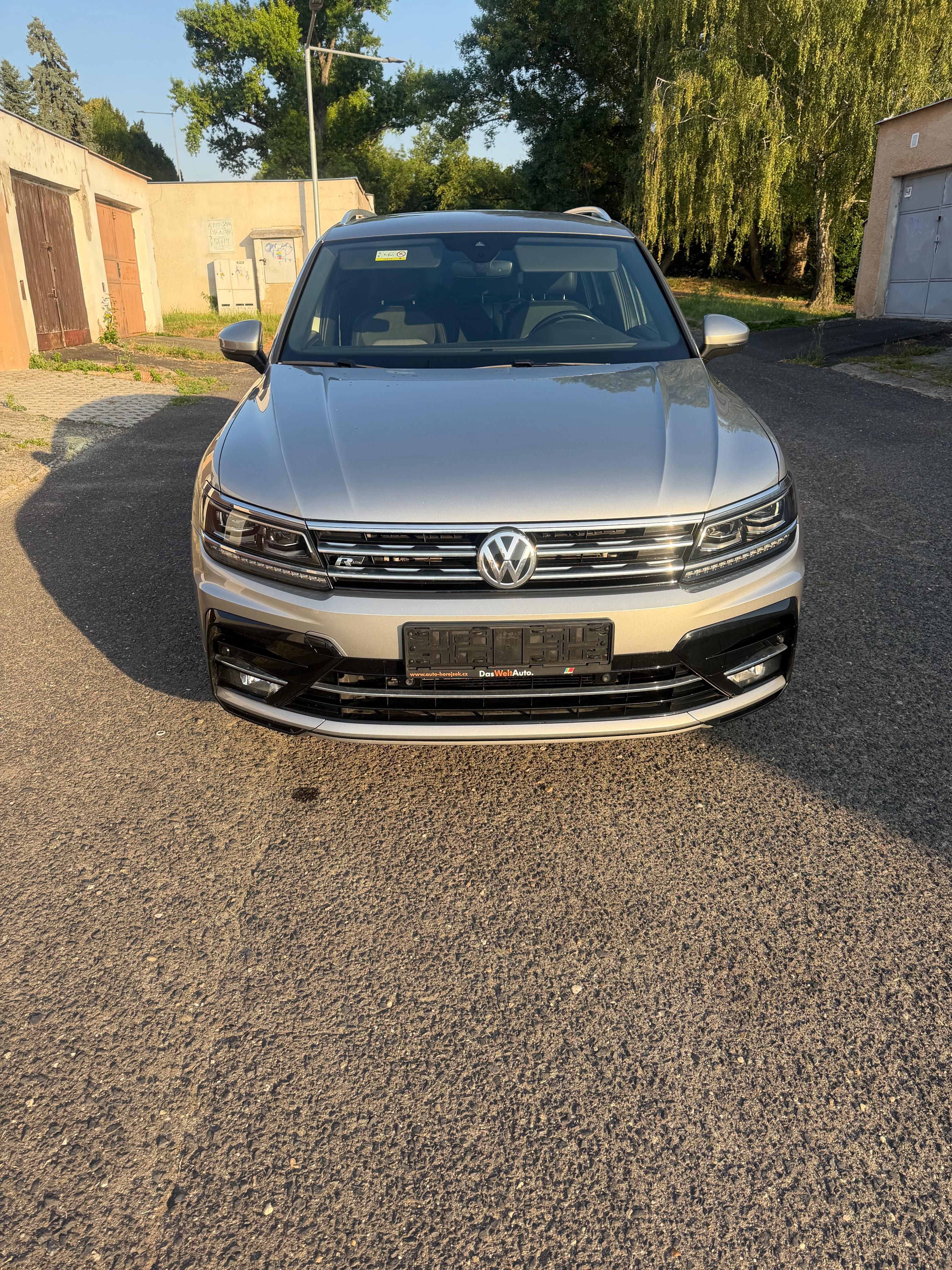 Volkswagen Tiguan, RLine 4x4 140 KW - fotka 2