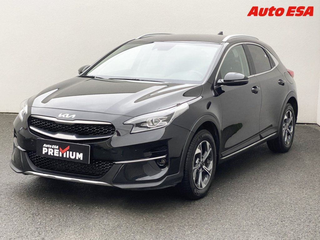 Kia XCee´d, 1.5 T-GDi,1.maj,ČR,TOP - fotka 3