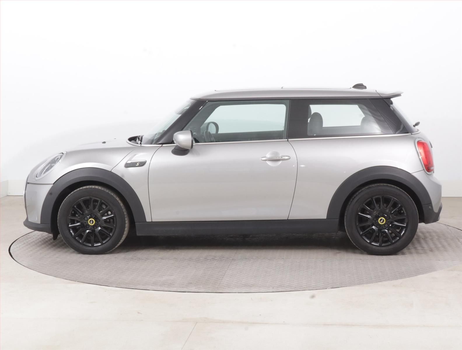 Mini, Cooper SE 32 kWh, SoH 100% - fotka 3