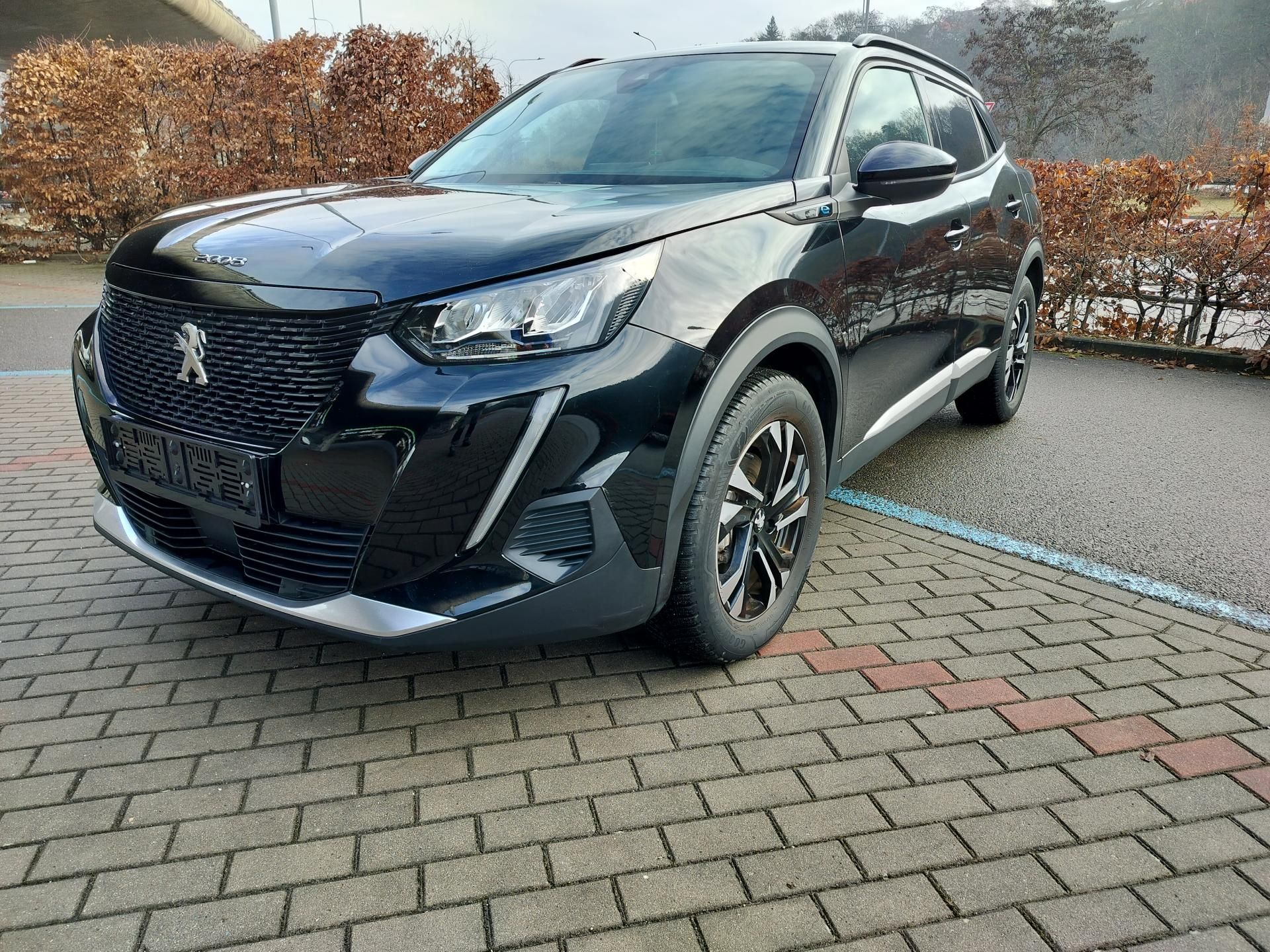 Peugeot 2008, e, navigace - fotka 3