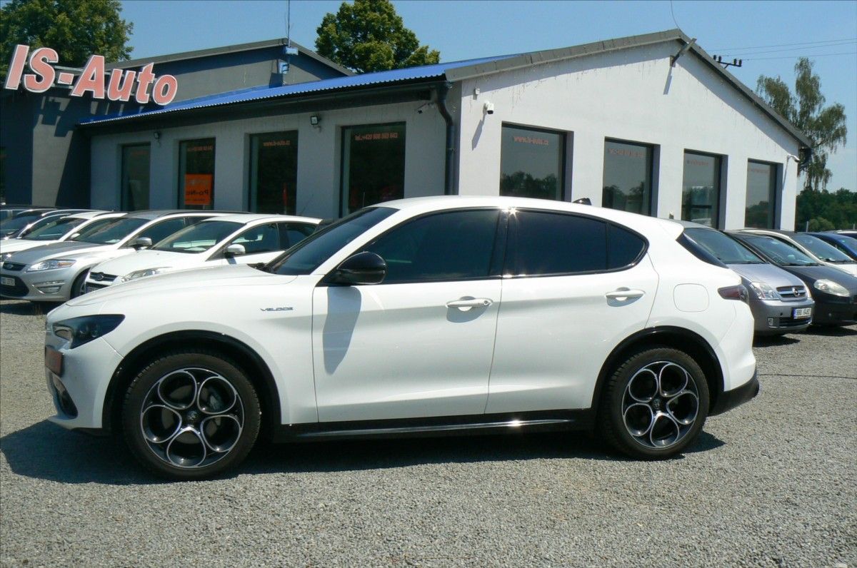 Alfa Romeo Stelvio, 2,2 VELOCE  Q4 DPH- 52571 km