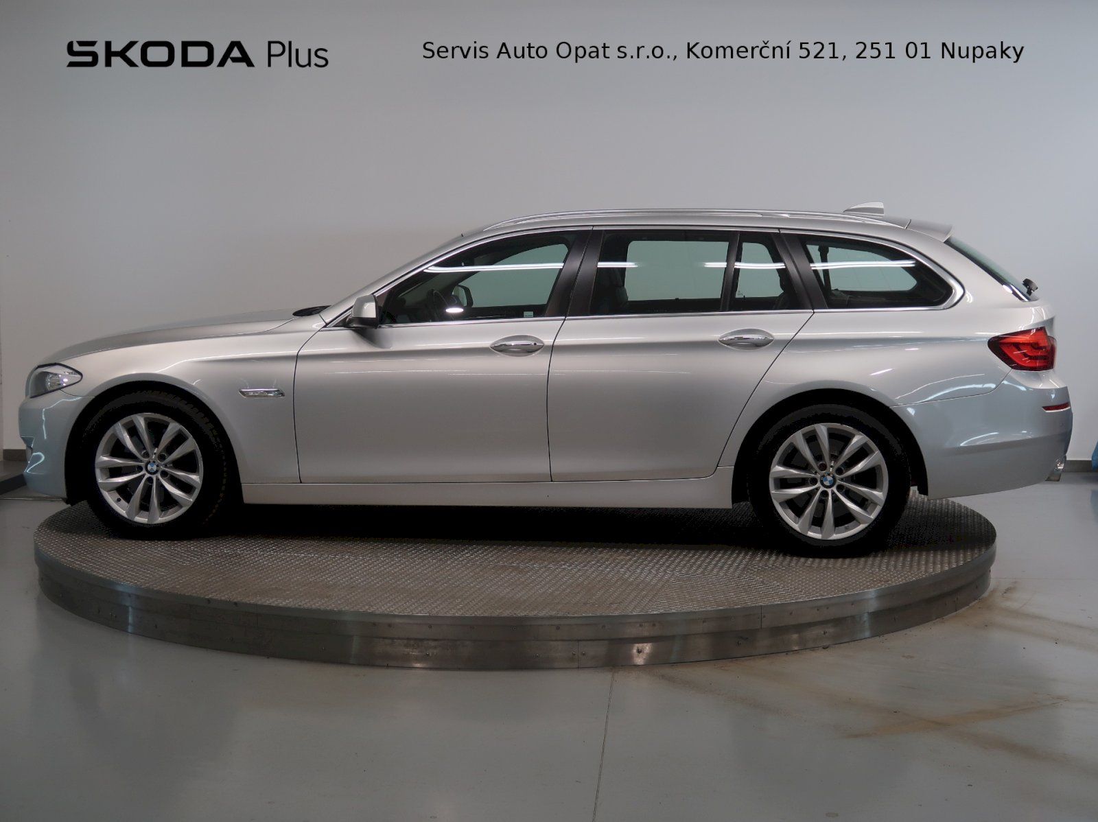 BMW Řada 5, 535d 230KW NAVI XENON - fotka 3