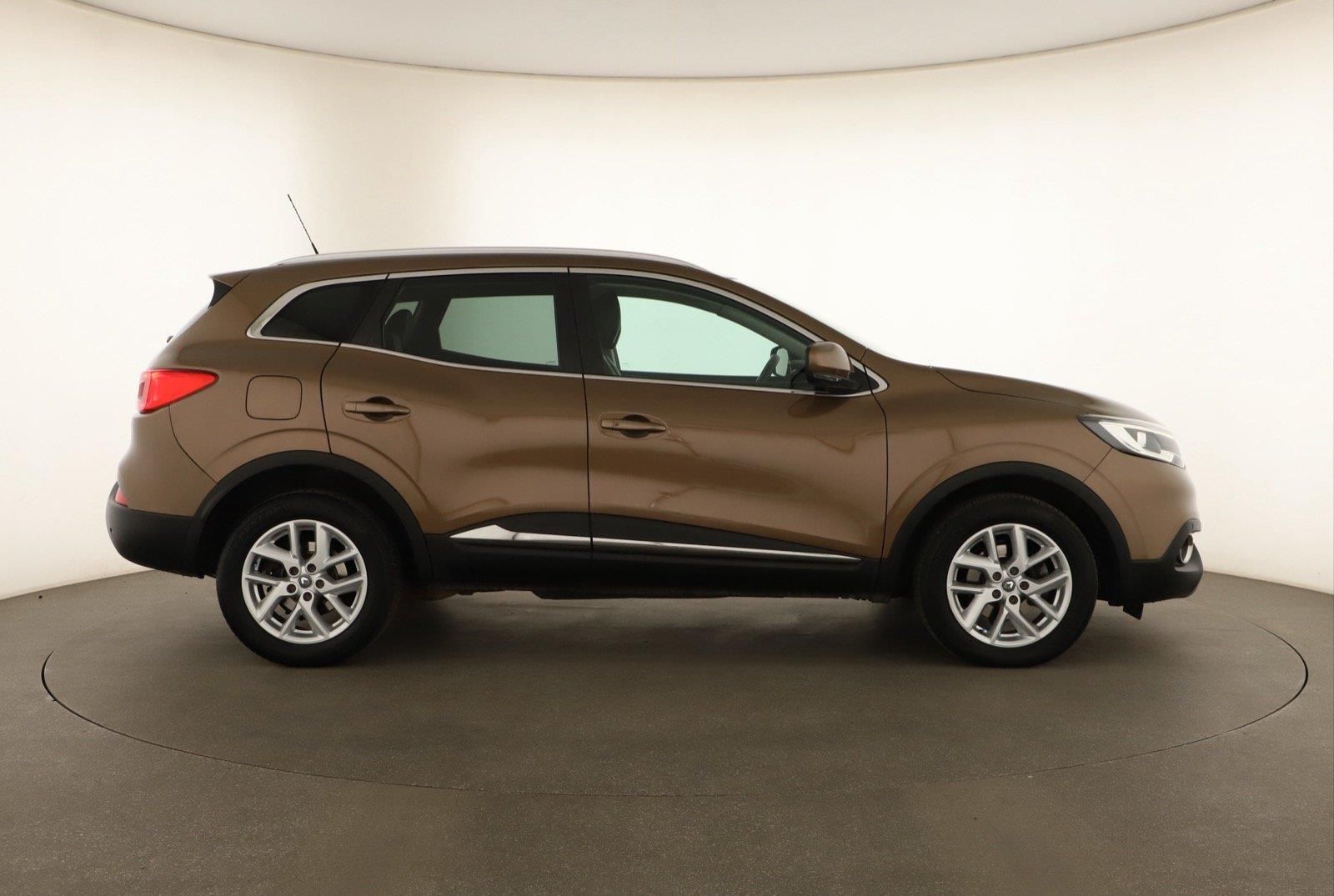 Renault Kadjar, 1.6 dCi, 4X4, Serv.kniha - fotka 6
