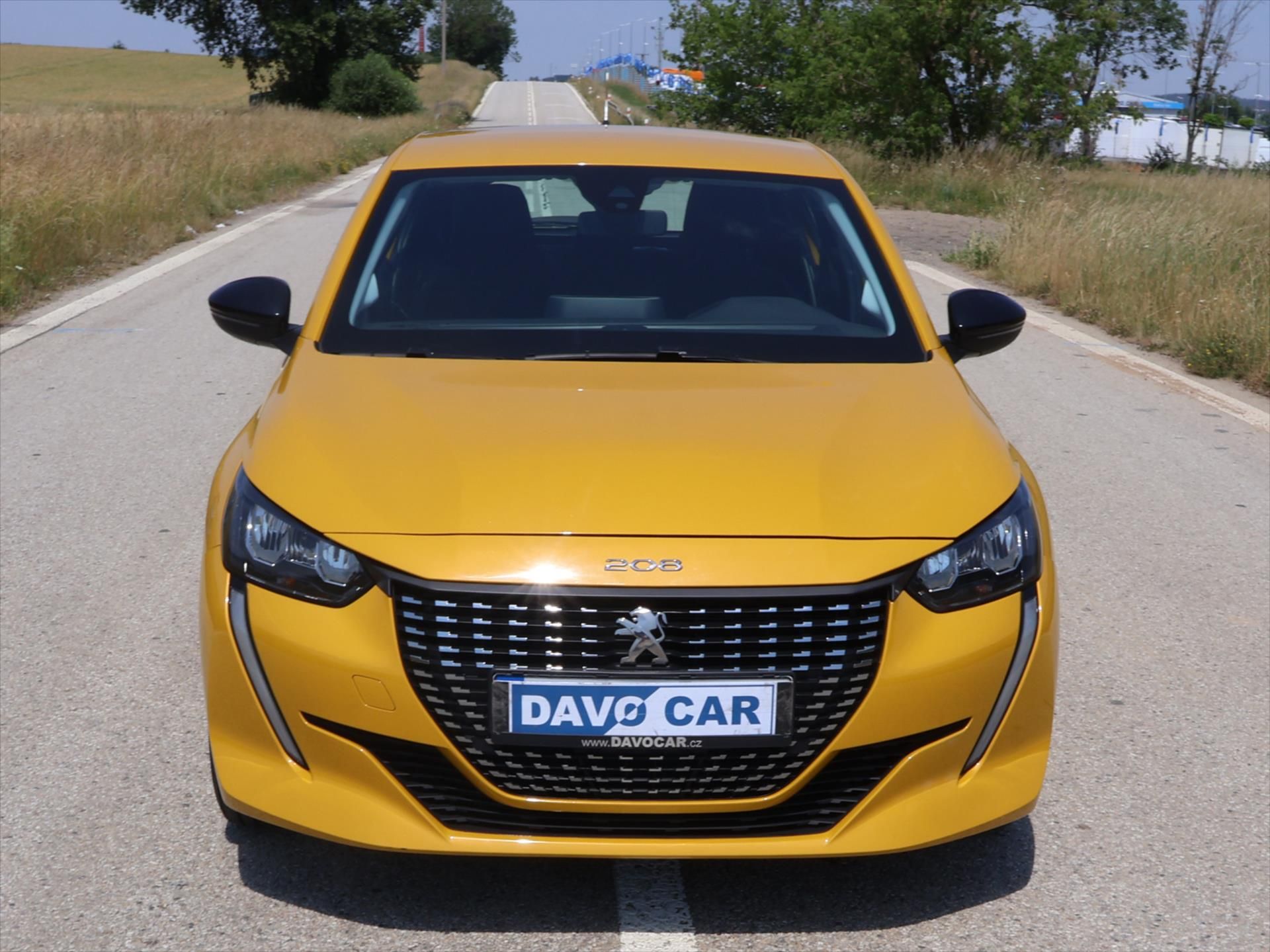 Peugeot 208, 1,2 Pure Tech 74 kW Allure - fotka 2