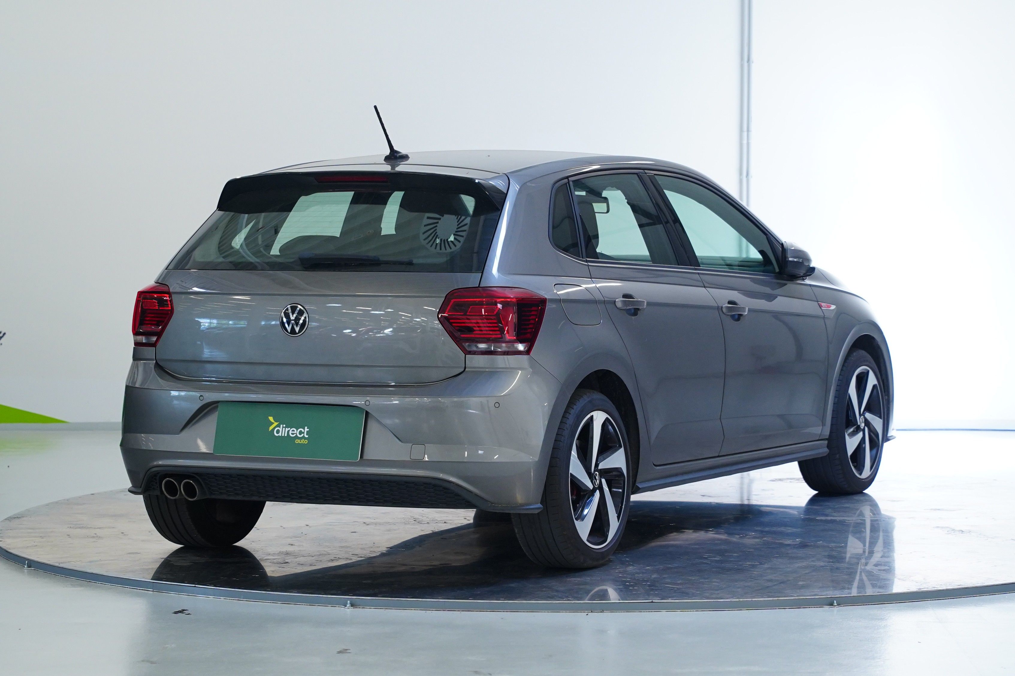 Volkswagen Polo, 2.0 TSI 147 kW GTI - fotka 3