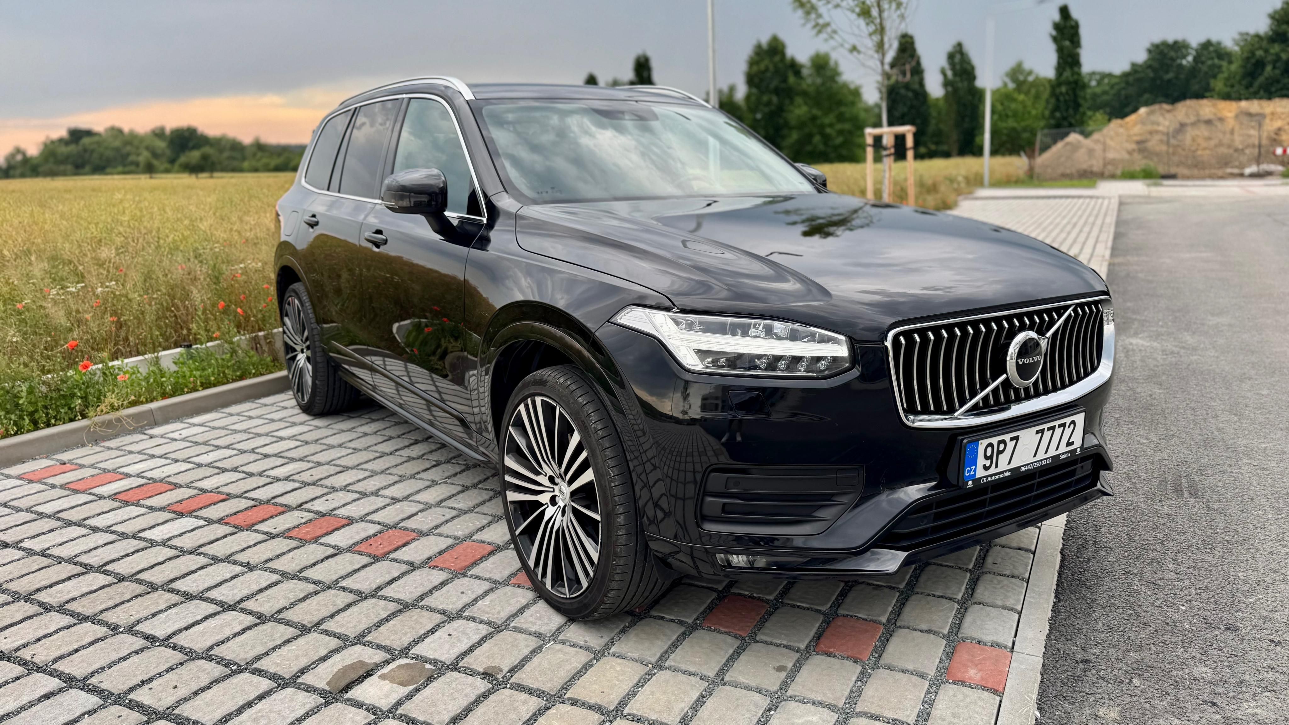 Volvo XC90, MomentumPro, Mild-Hybrid, AWD - fotka 5