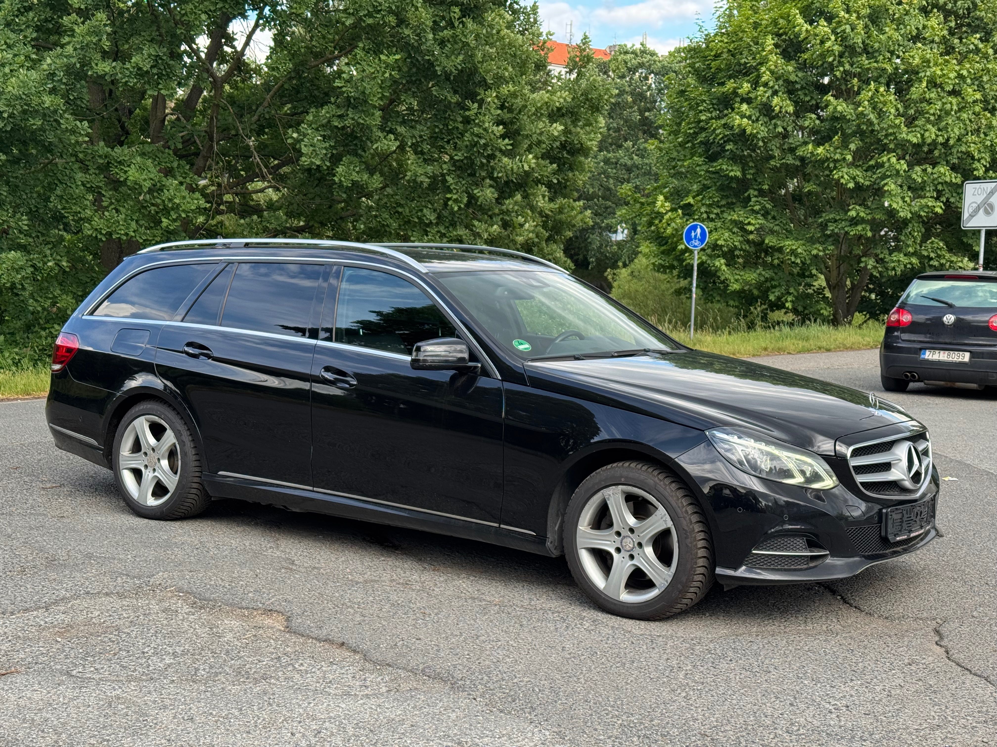 Mercedes-Benz Třídy E, W212 250CDI 4matic serviska - fotka 2