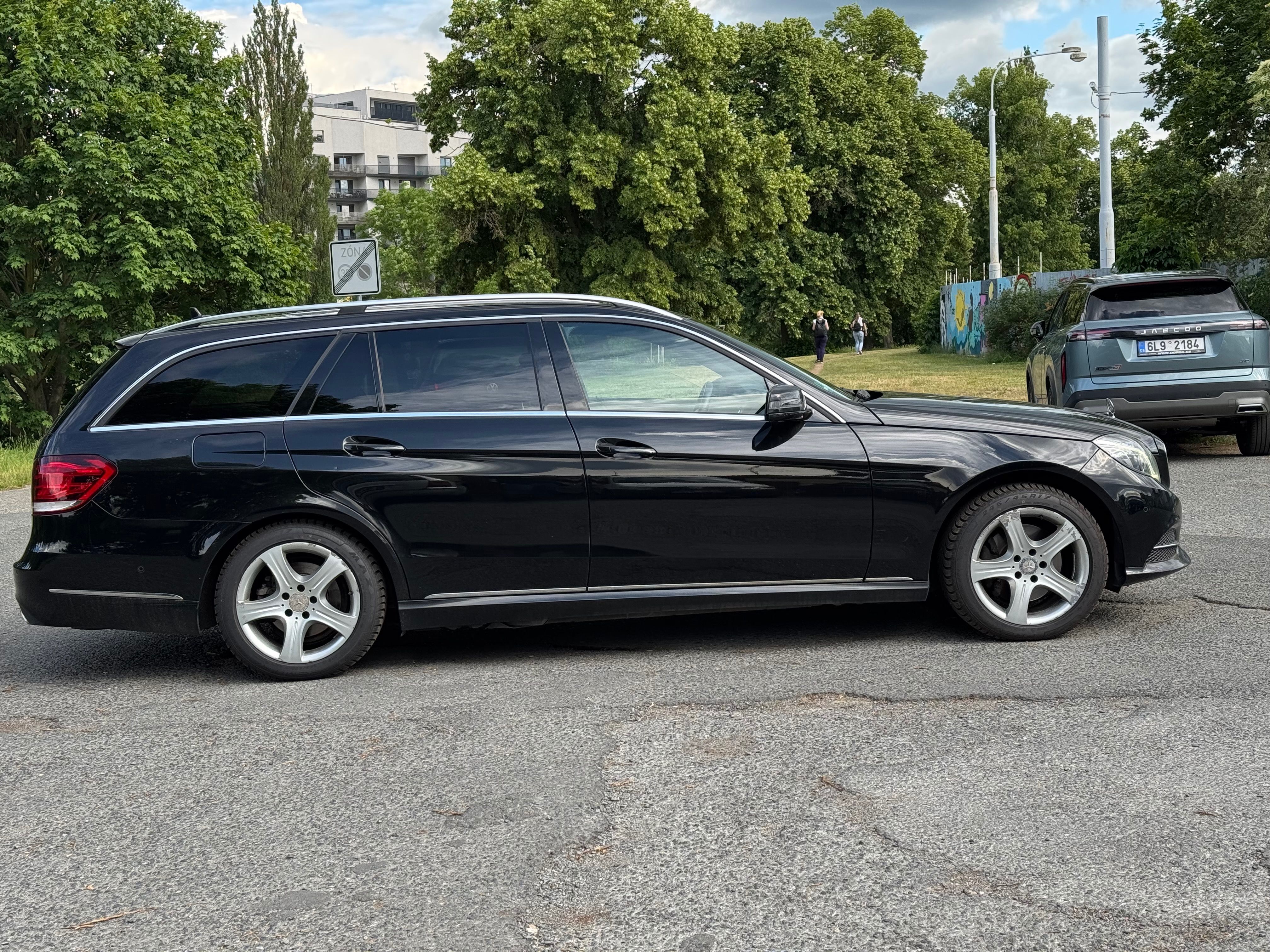 Mercedes-Benz Třídy E, W212 250CDI 4matic serviska - fotka 4