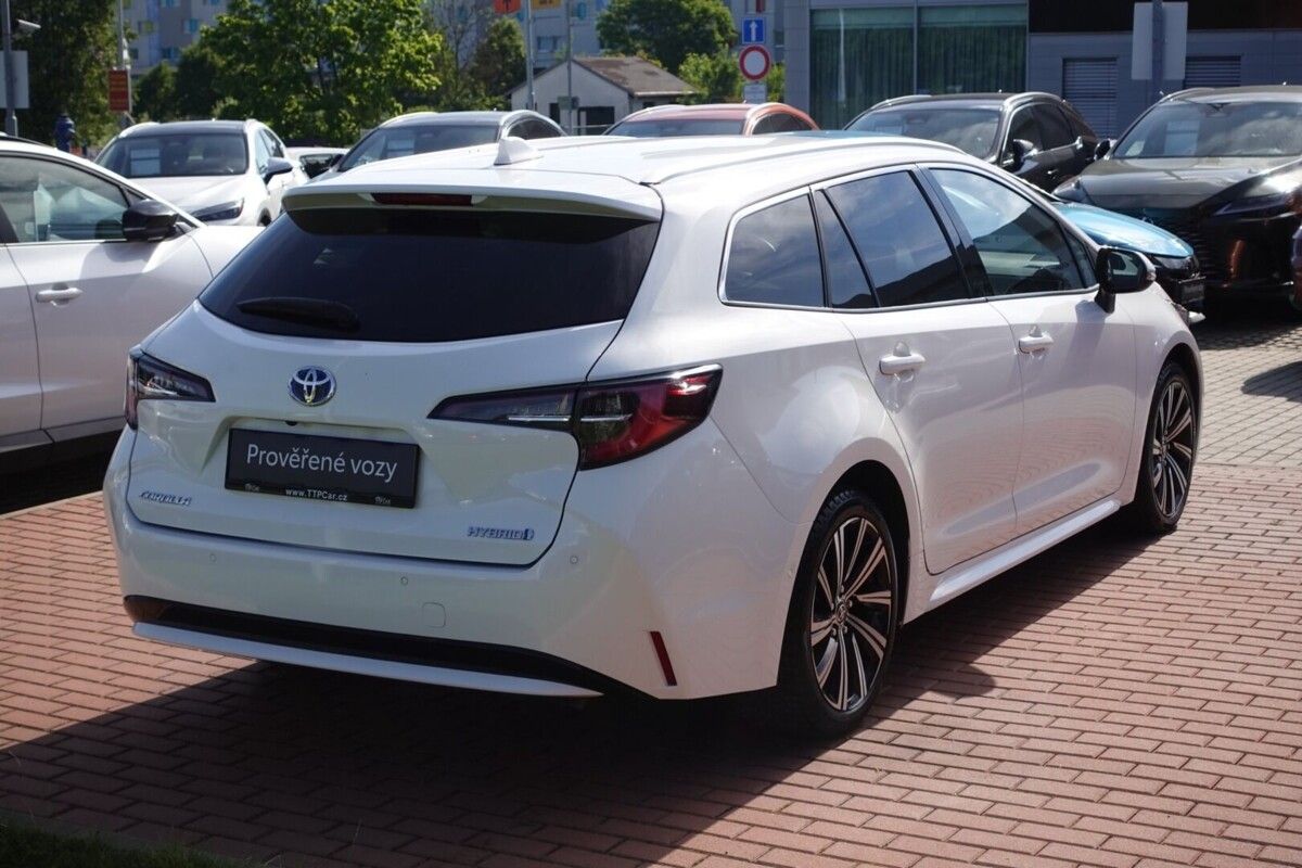 Toyota Corolla, 1.8HEV CVT  Comfort Style Tech - fotka 4