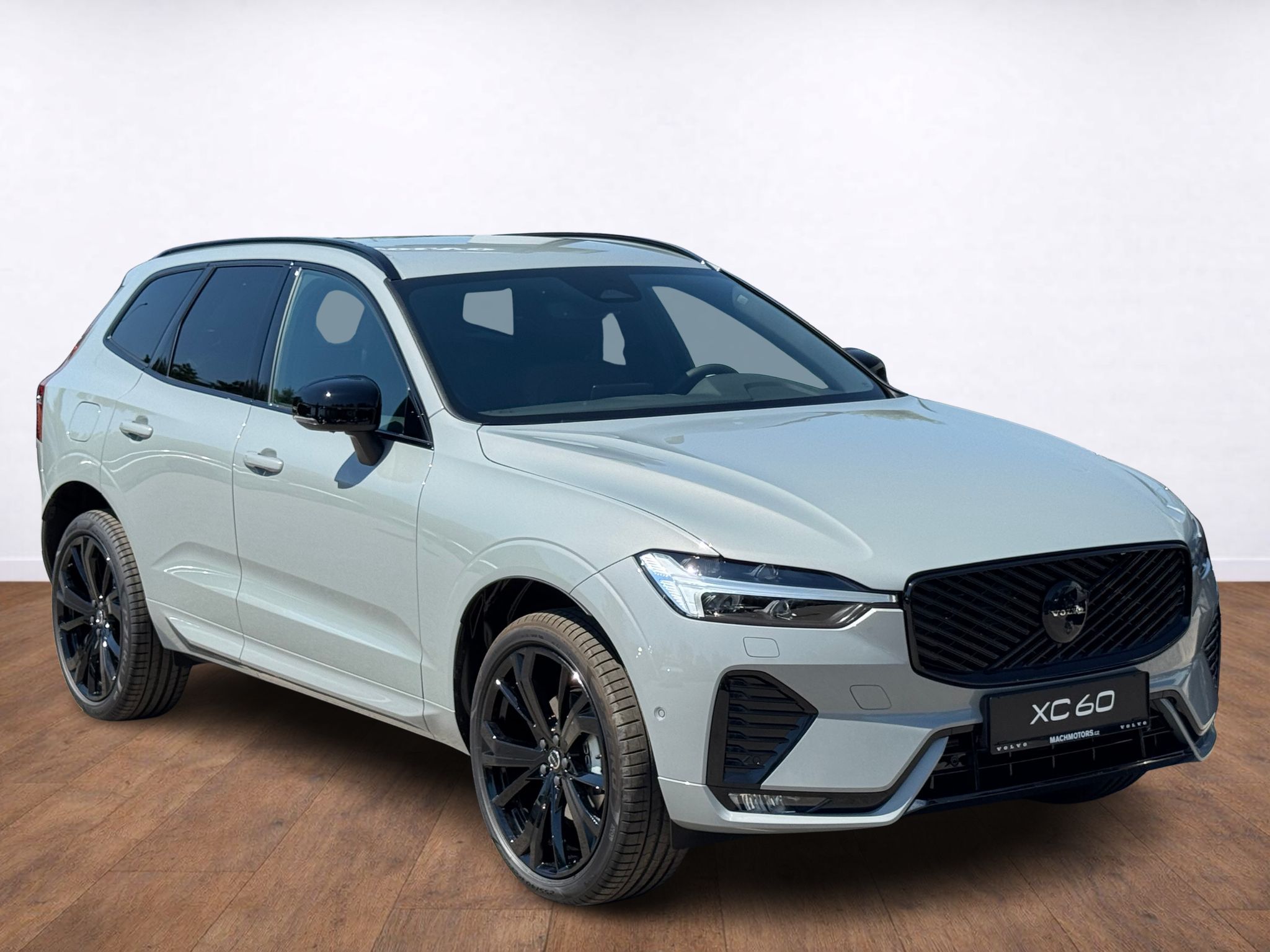 Volvo XC60, PLUS, BLACK EDITION B5, 360° - fotka 6