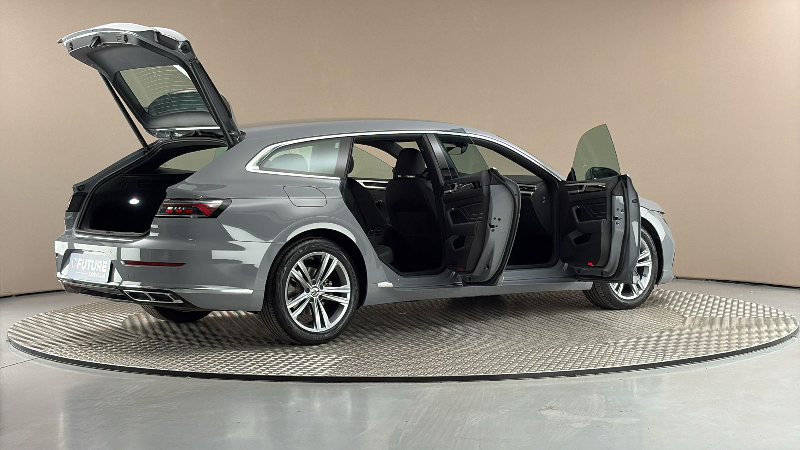 Volkswagen Arteon, 2.0 TDI DSG R-Line Shooting Br - fotka 6