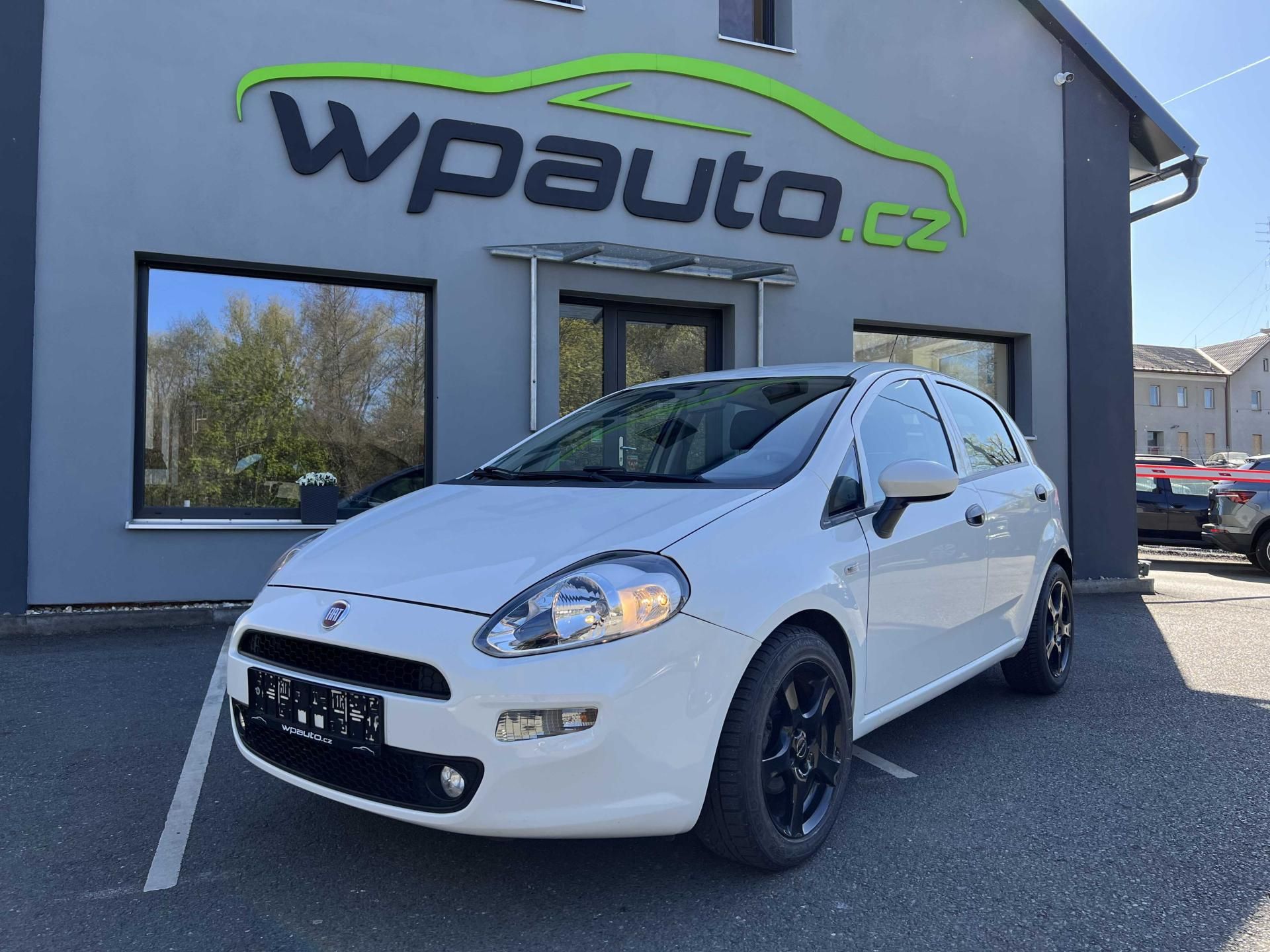 Fiat Punto, 1.2 8v 51 kW 43.000KM - fotka 6
