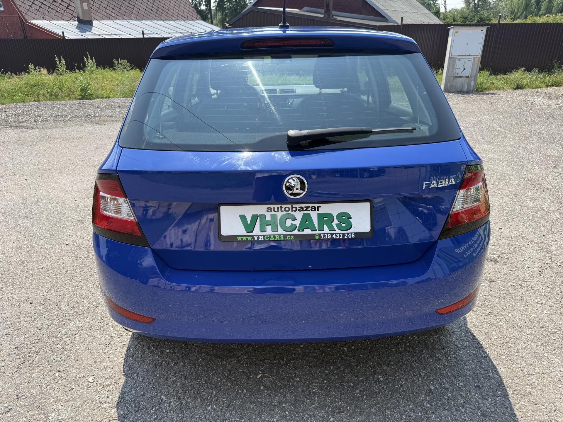 Škoda Fabia, 1,0i 70kW  Klimatizace - fotka 6