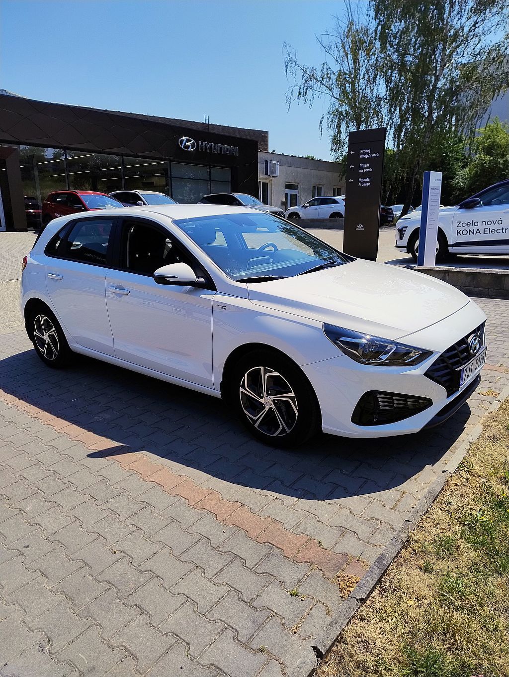 Hyundai i30, 1.0 FAMILY COMFORT - fotka 3