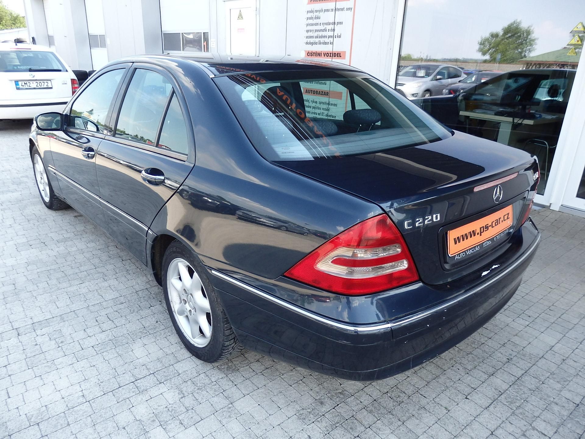 Mercedes-Benz Třídy C, 220 CDI 4x AIRBAG - fotka 5