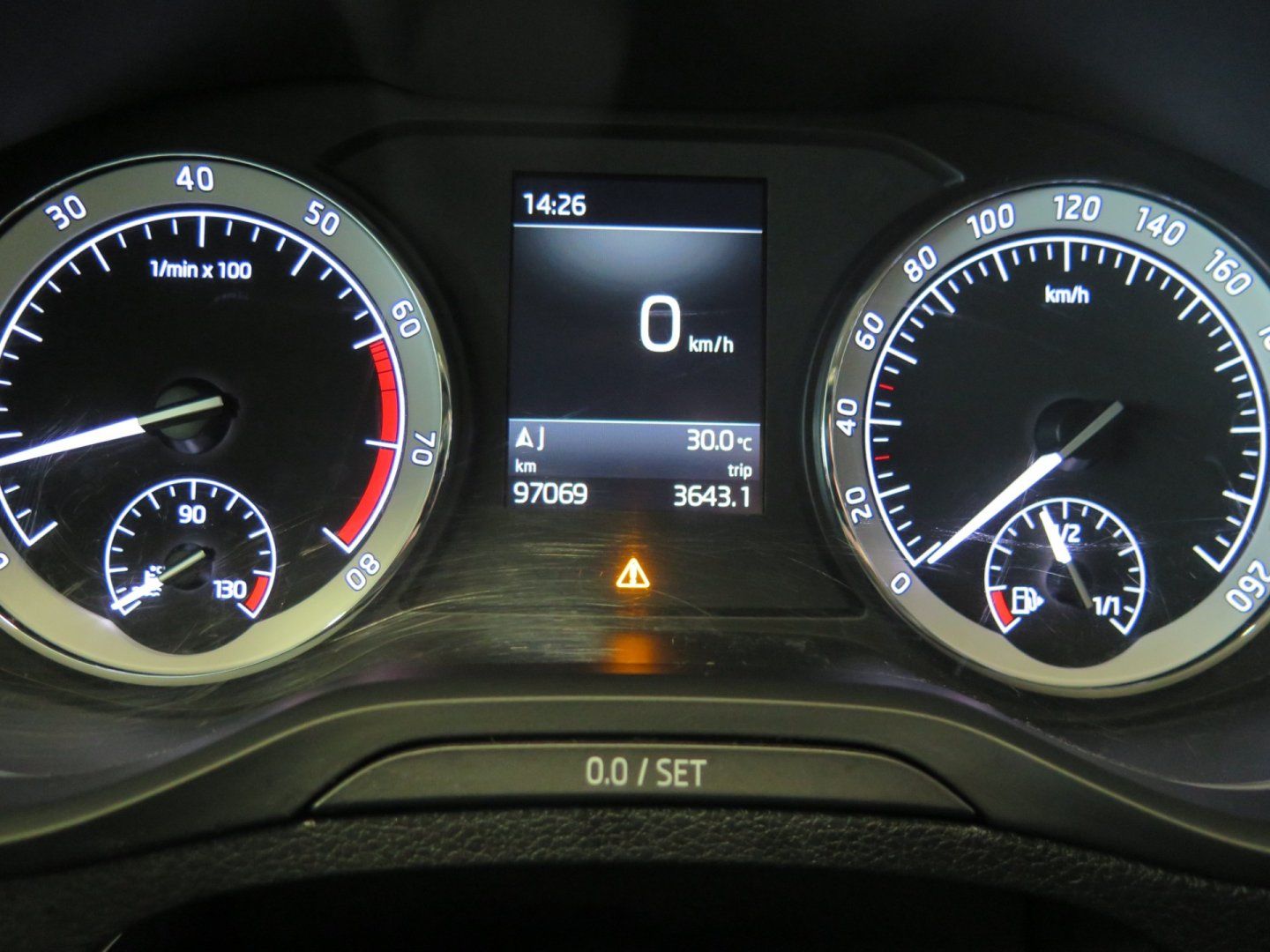 Škoda Karoq, 1.5TSI,klima,navi,výhřev,Style - fotka 6