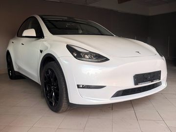 Tesla model Y Dualmotor