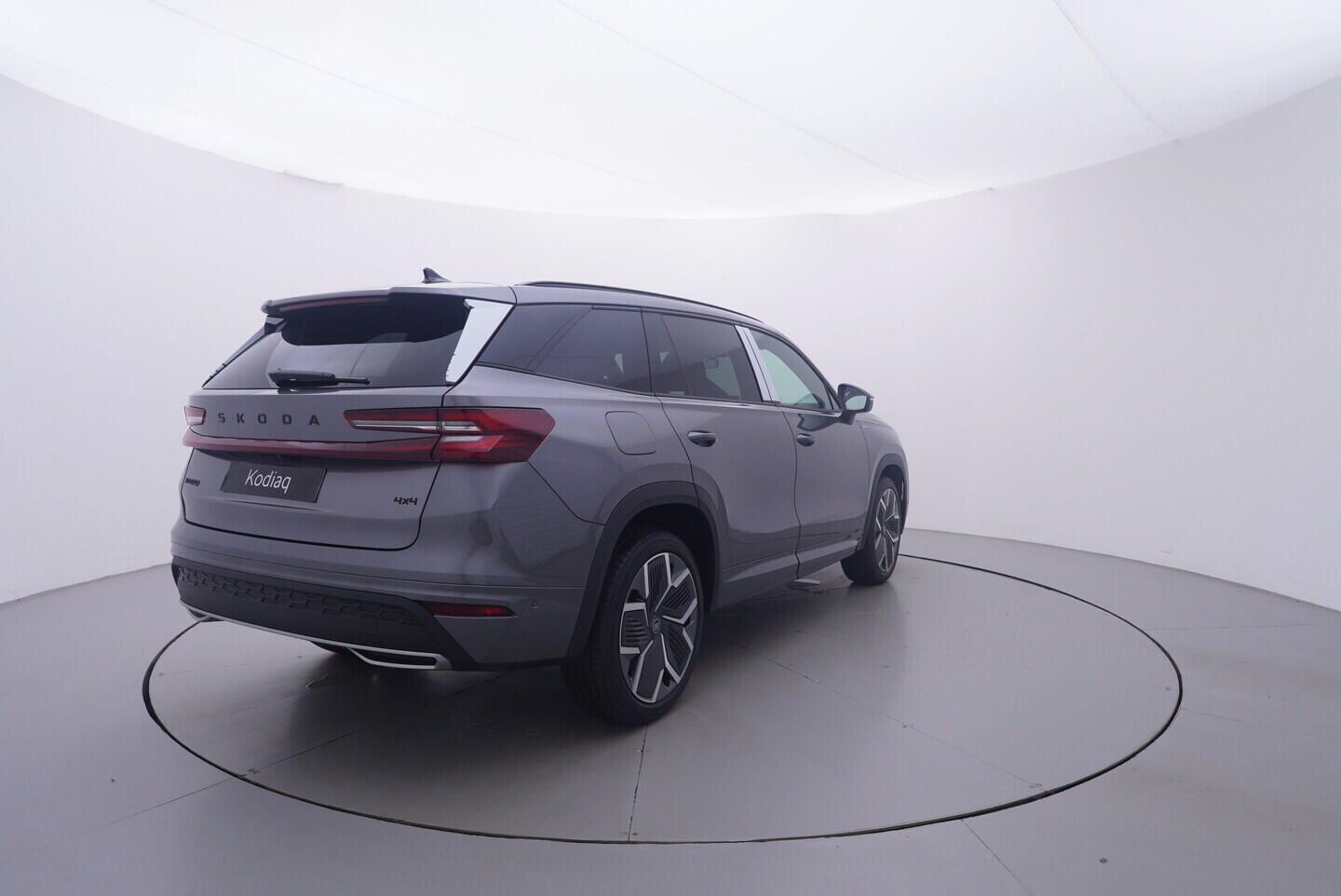 Škoda Kodiaq, Sportline 2,0 TDI 4x4 142 kW - fotka 5