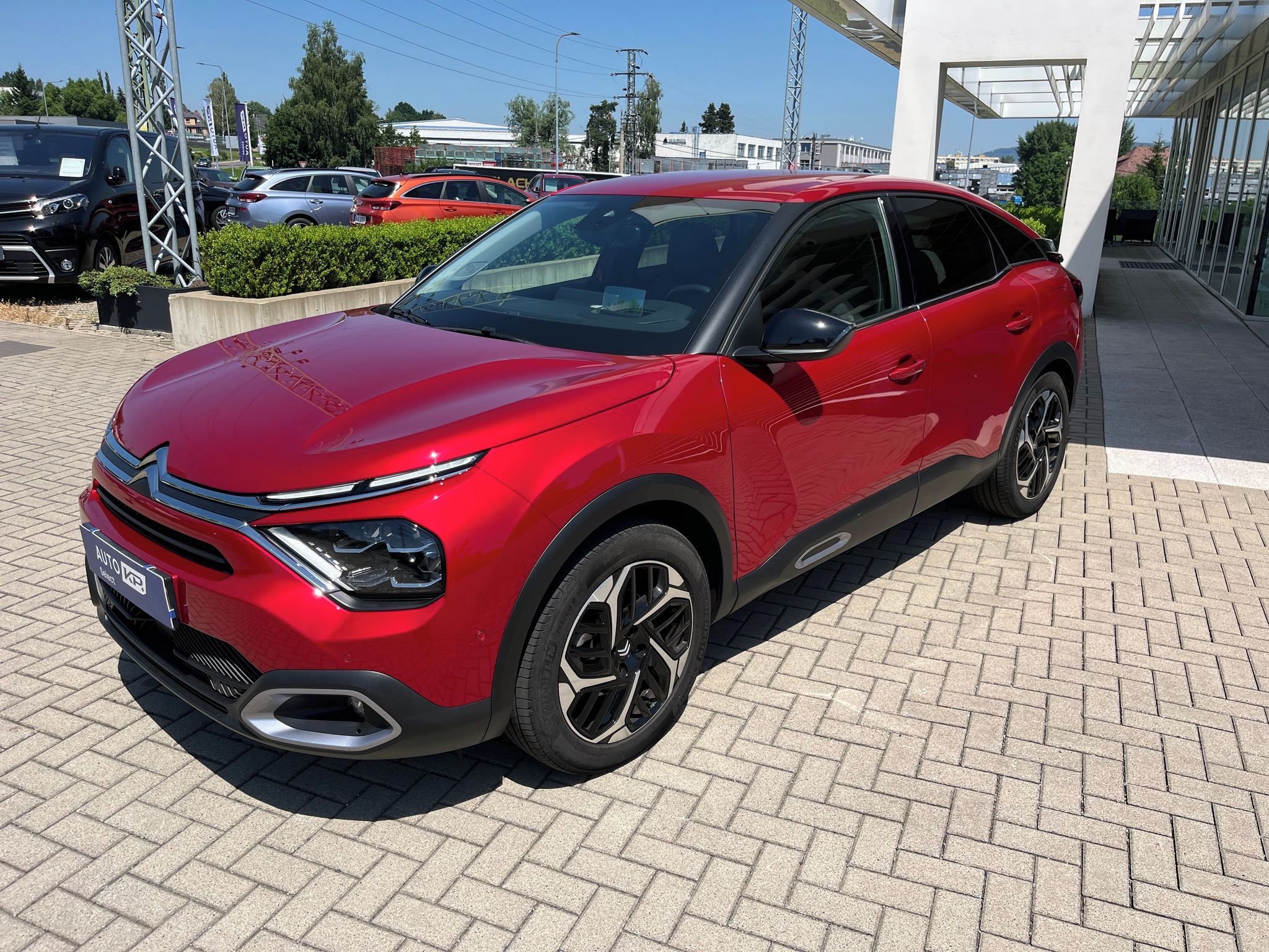 Citroën C4, 1.2 Puretech 130k EAT8 Shine - fotka 2