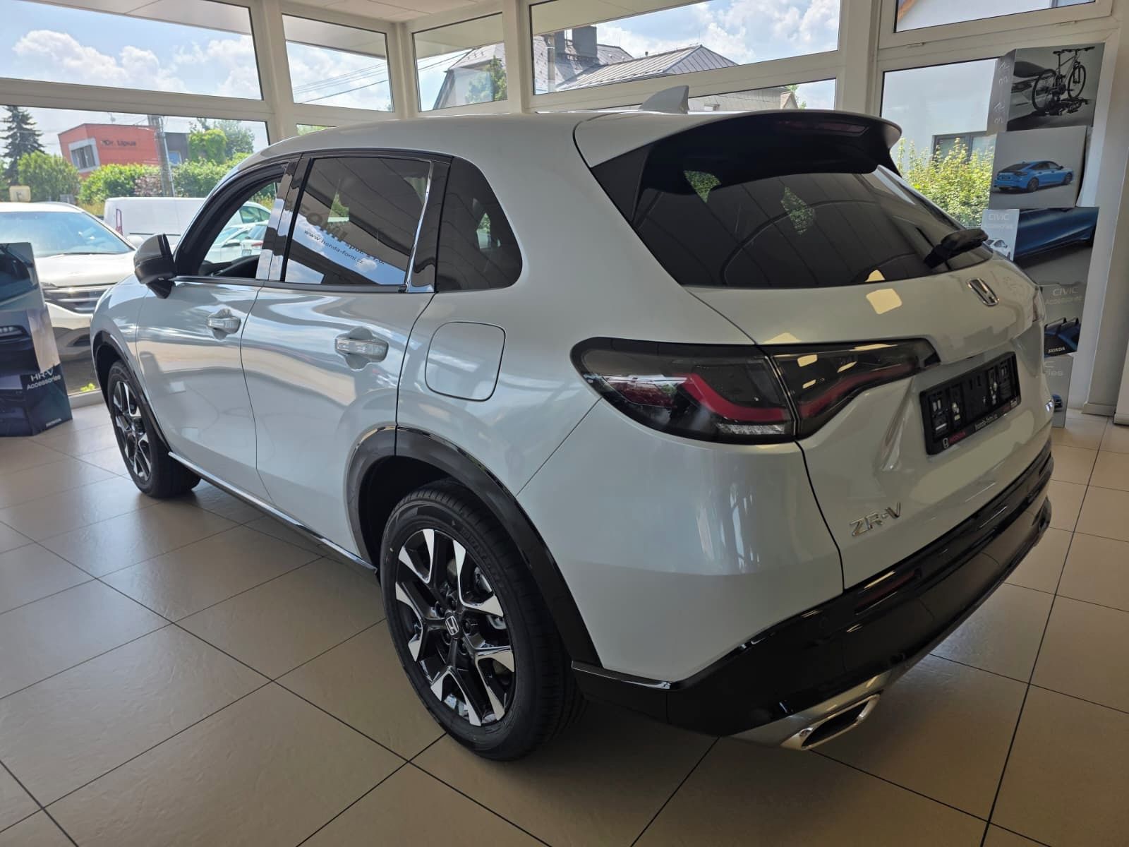 Honda ZR-V, 2,0 e:HEV Advance - fotka 4