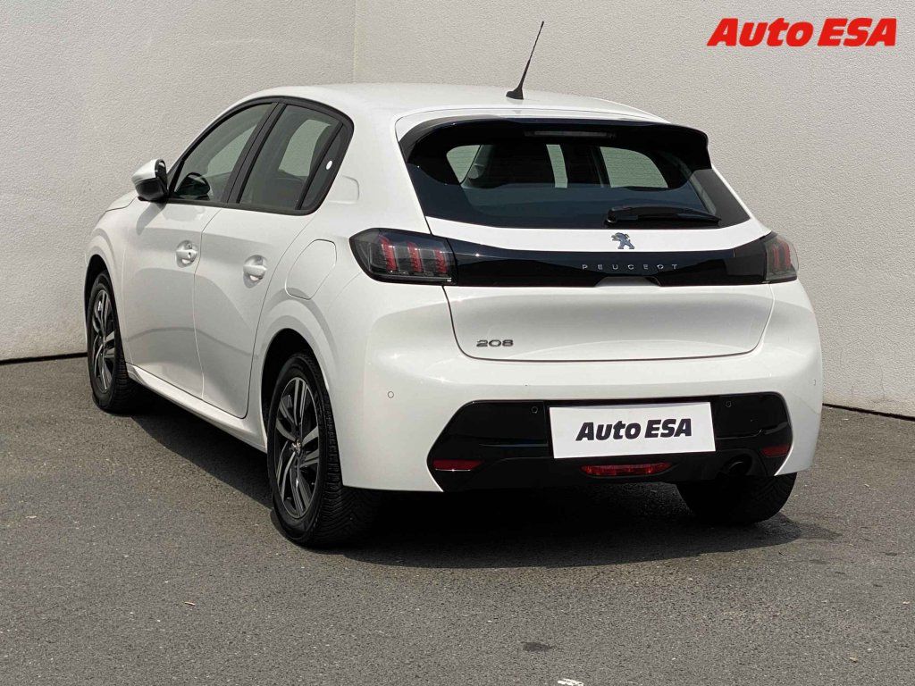 Peugeot 208, 1.2,Allure,AT - fotka 6