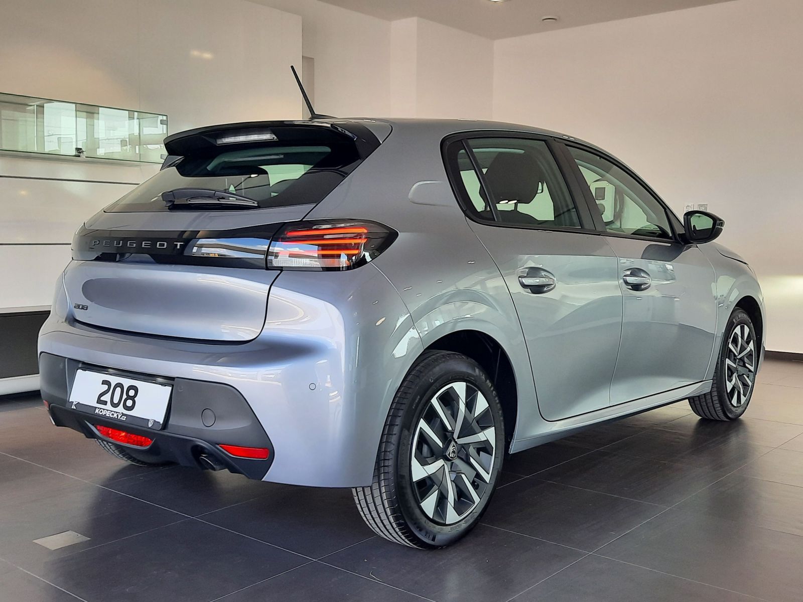 Peugeot 208, STYLE 1.2 TURBO 100k MAN6 - fotka 6