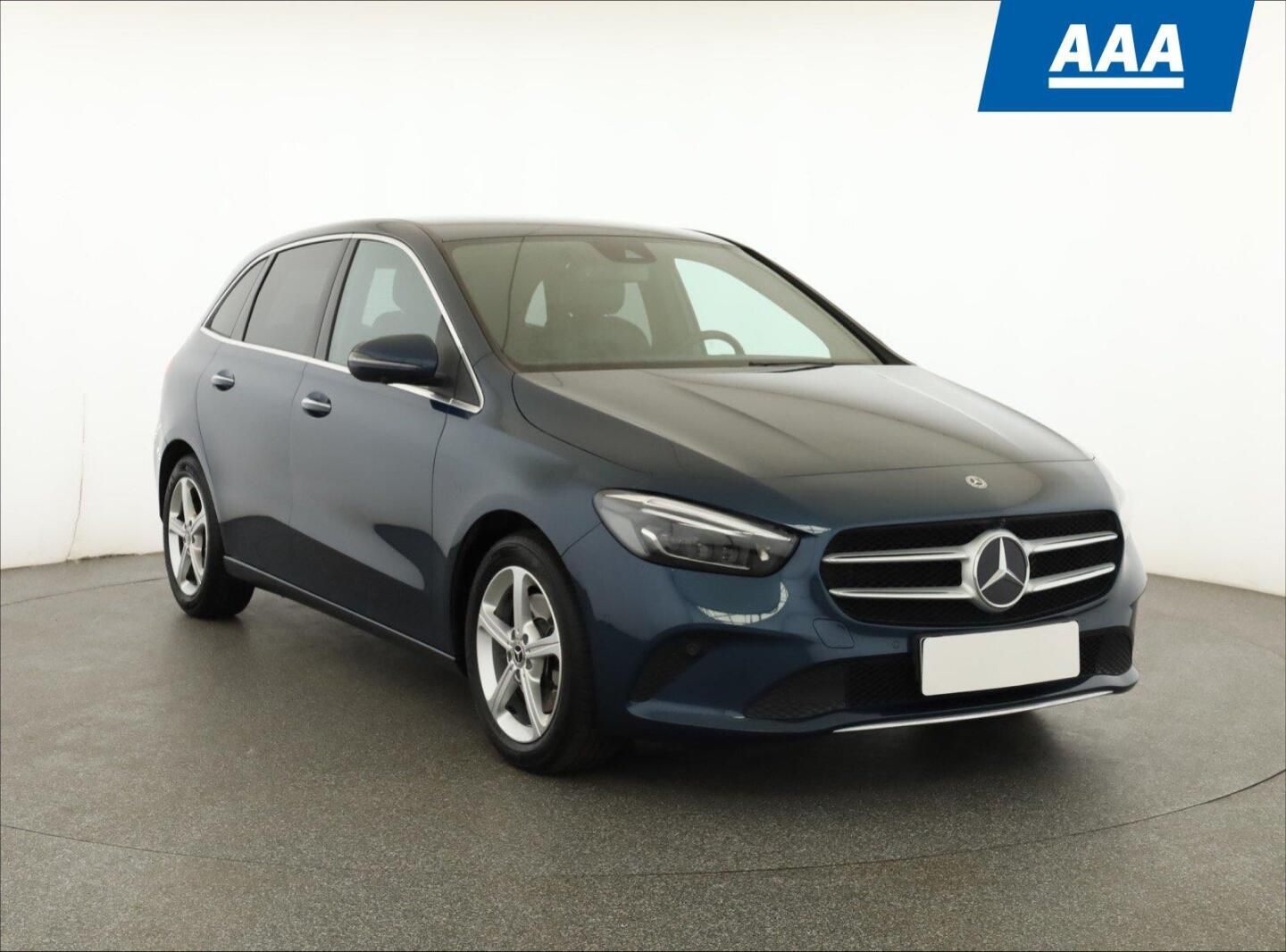 Mercedes-Benz Třídy B, 220 4MATIC, 4X4, Automat