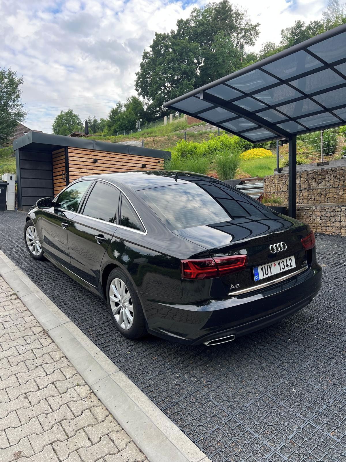 Audi A6, AUDI A6  3.0 TDI 160 KwQUATTRO - fotka 4