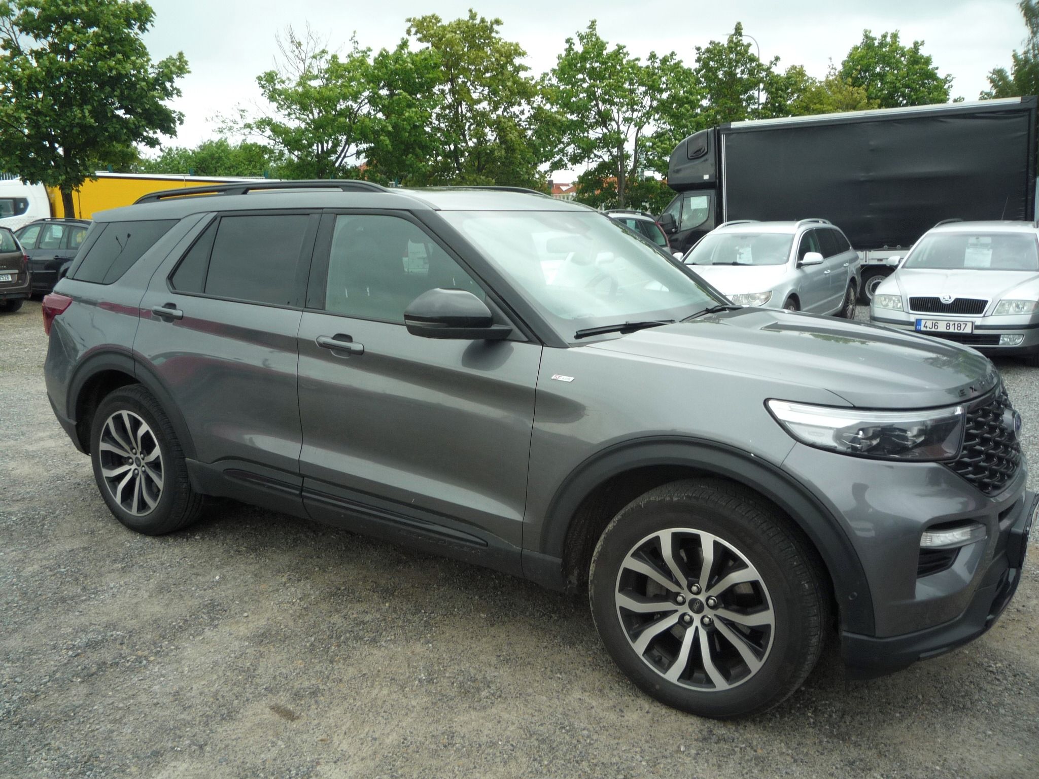 Ford Explorer, 3,0EcoBoostST LINE Servisováno - fotka 6