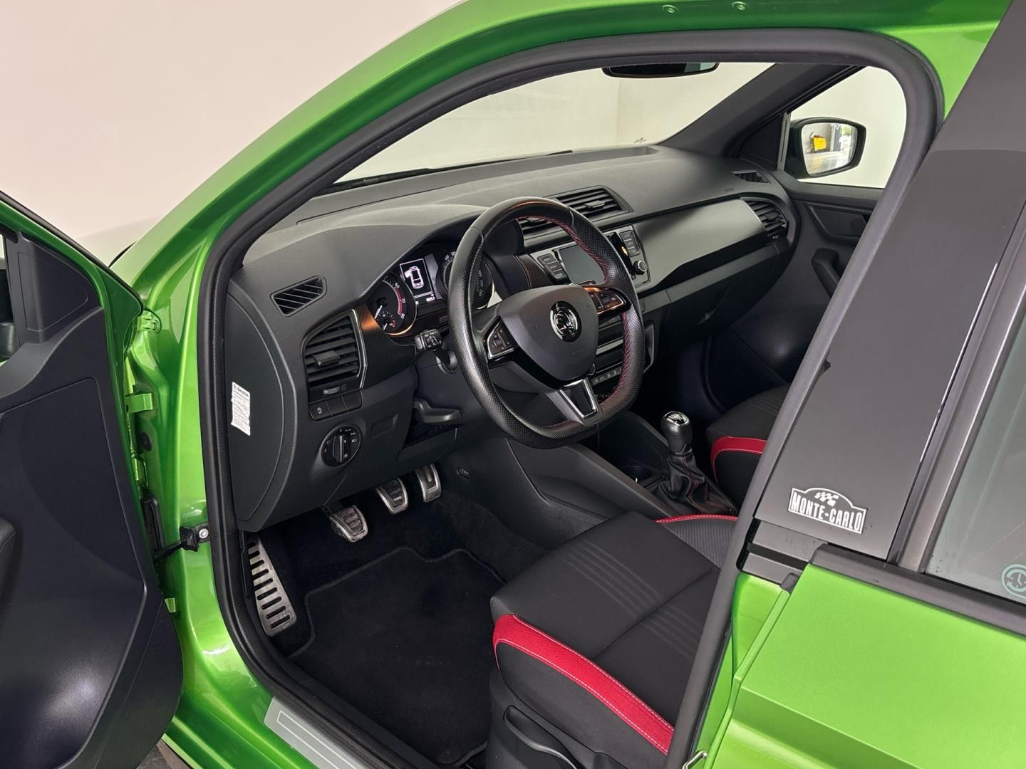 Škoda Fabia, 1.0 TSI / 81 kW Monte Carlo - fotka 6