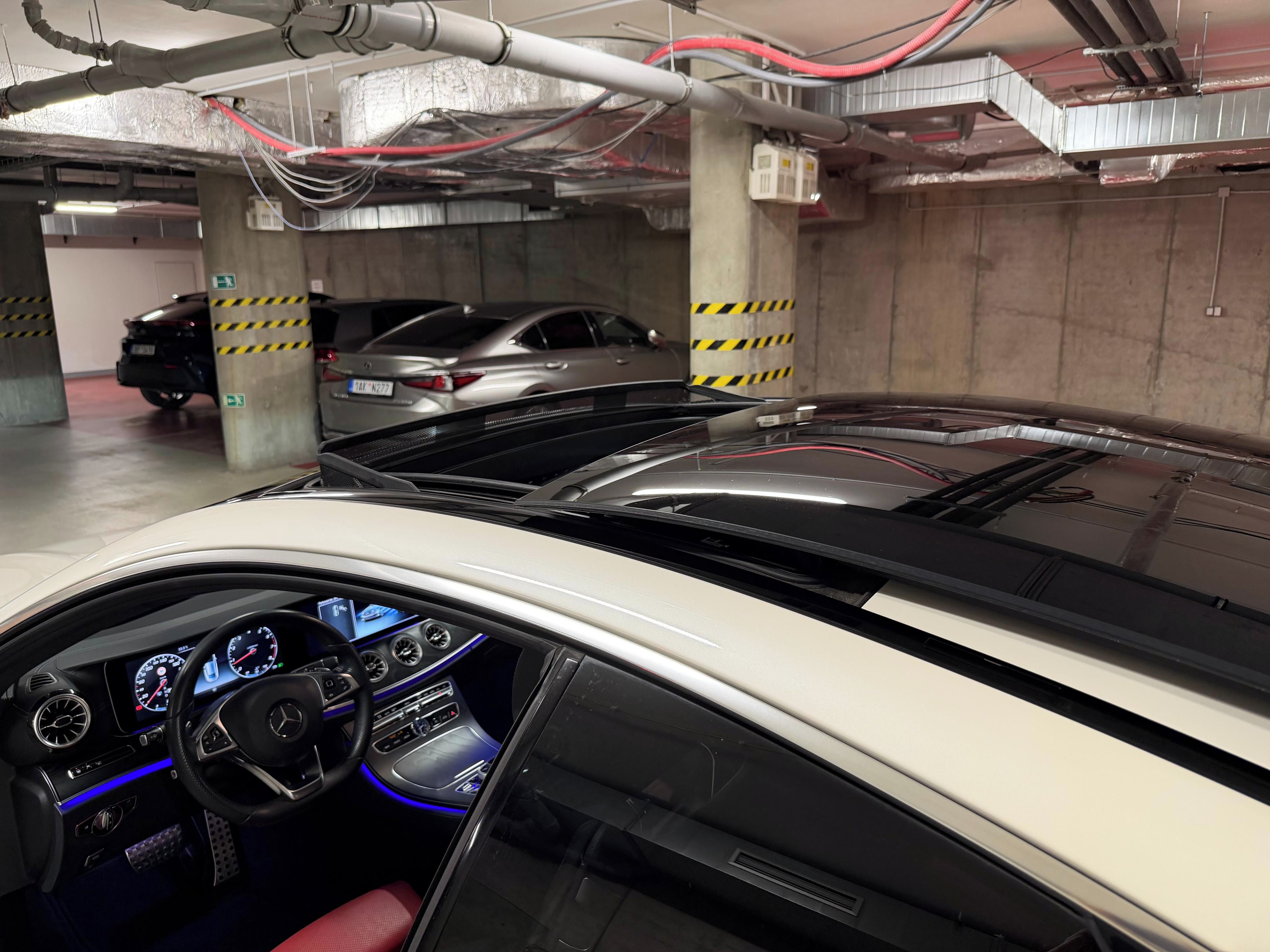 Mercedes-Benz Třídy E, 400/4M/Coupé/ČR-1.maj/pano/360 - fotka 6