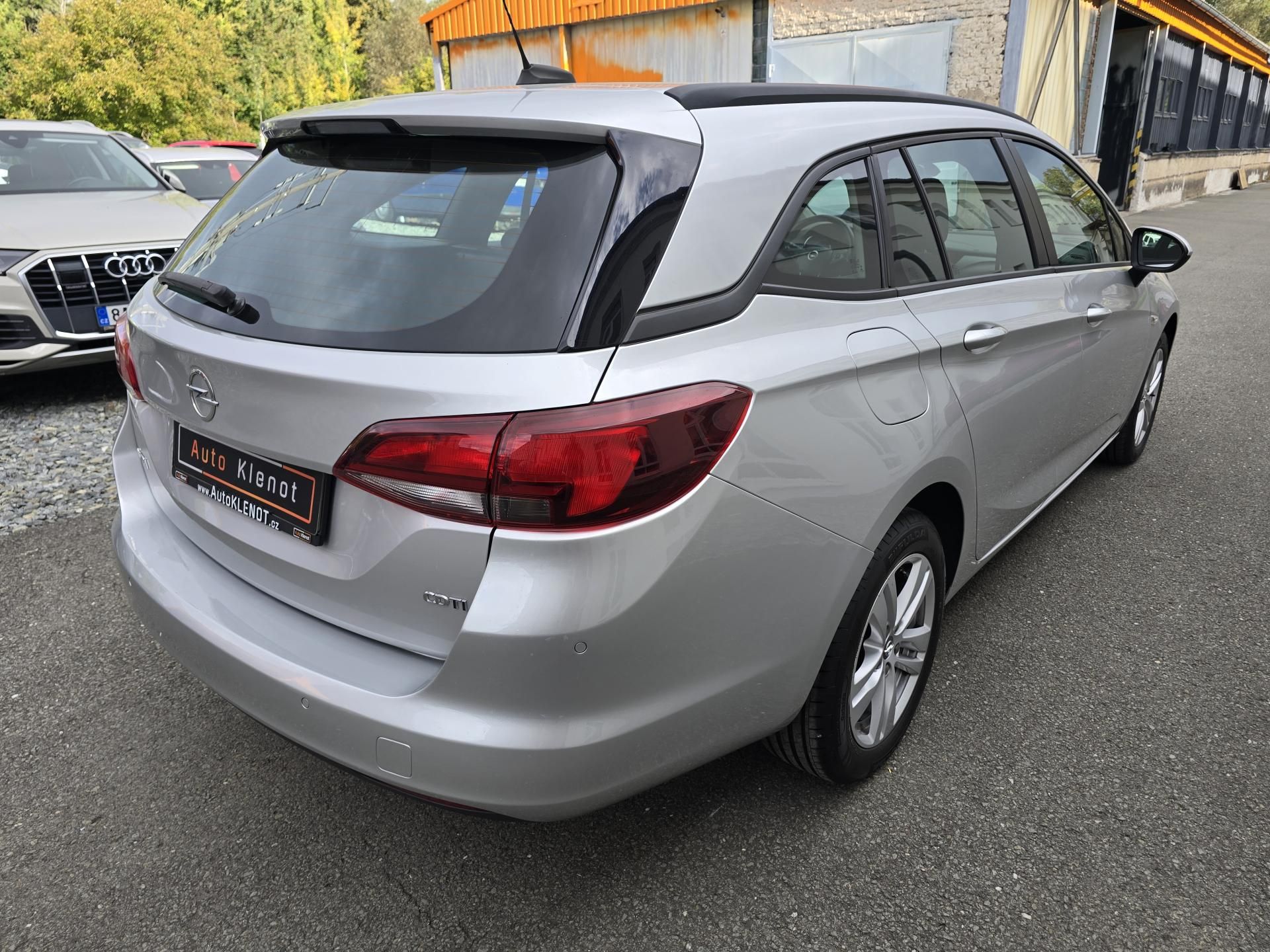 Opel Astra, 1.6CDTI 81kW ENJOY DIGIKLIMA - fotka 4
