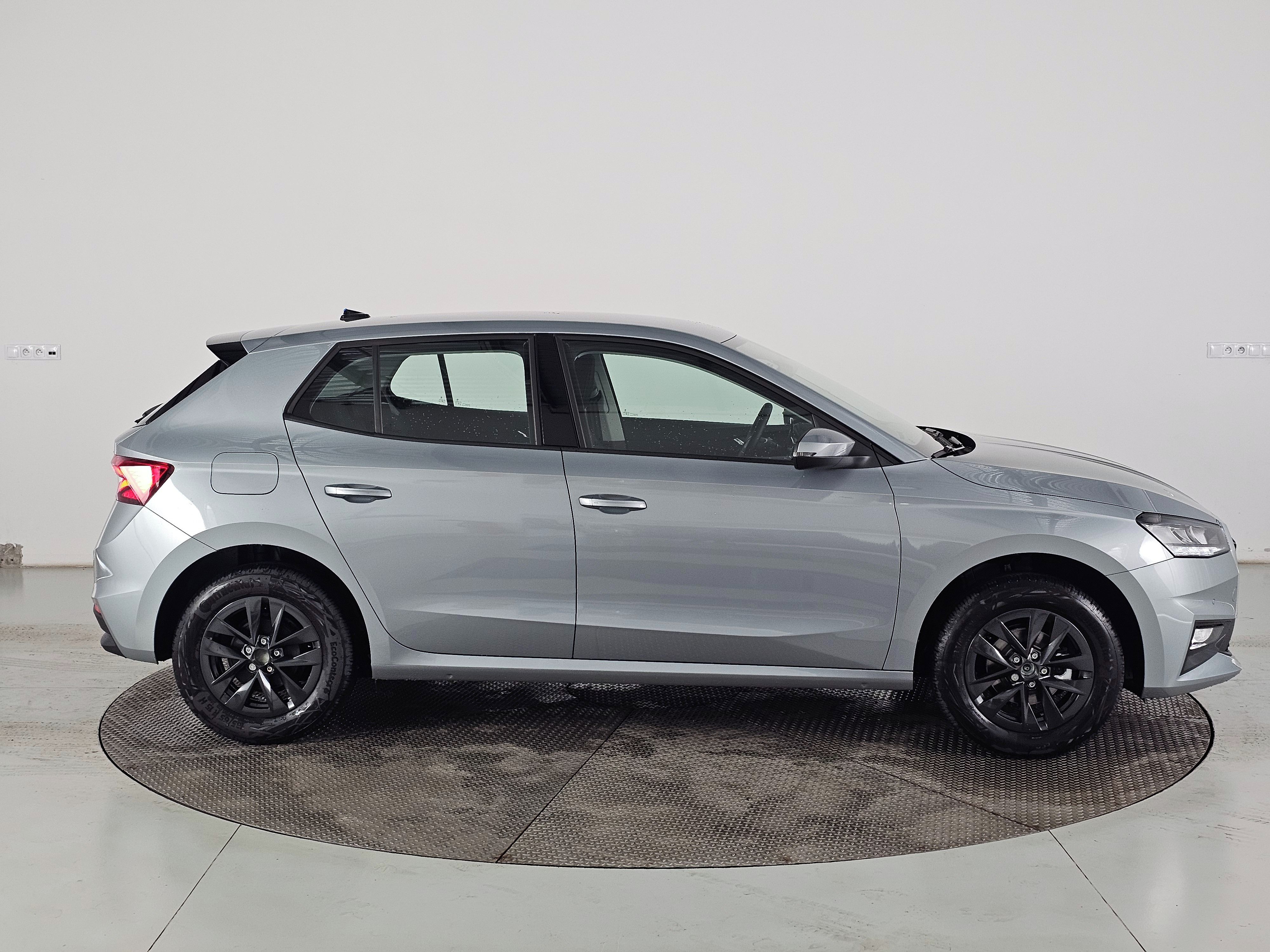 Škoda Fabia, Classic 1.0TSI 70kW 5st man. - fotka 4