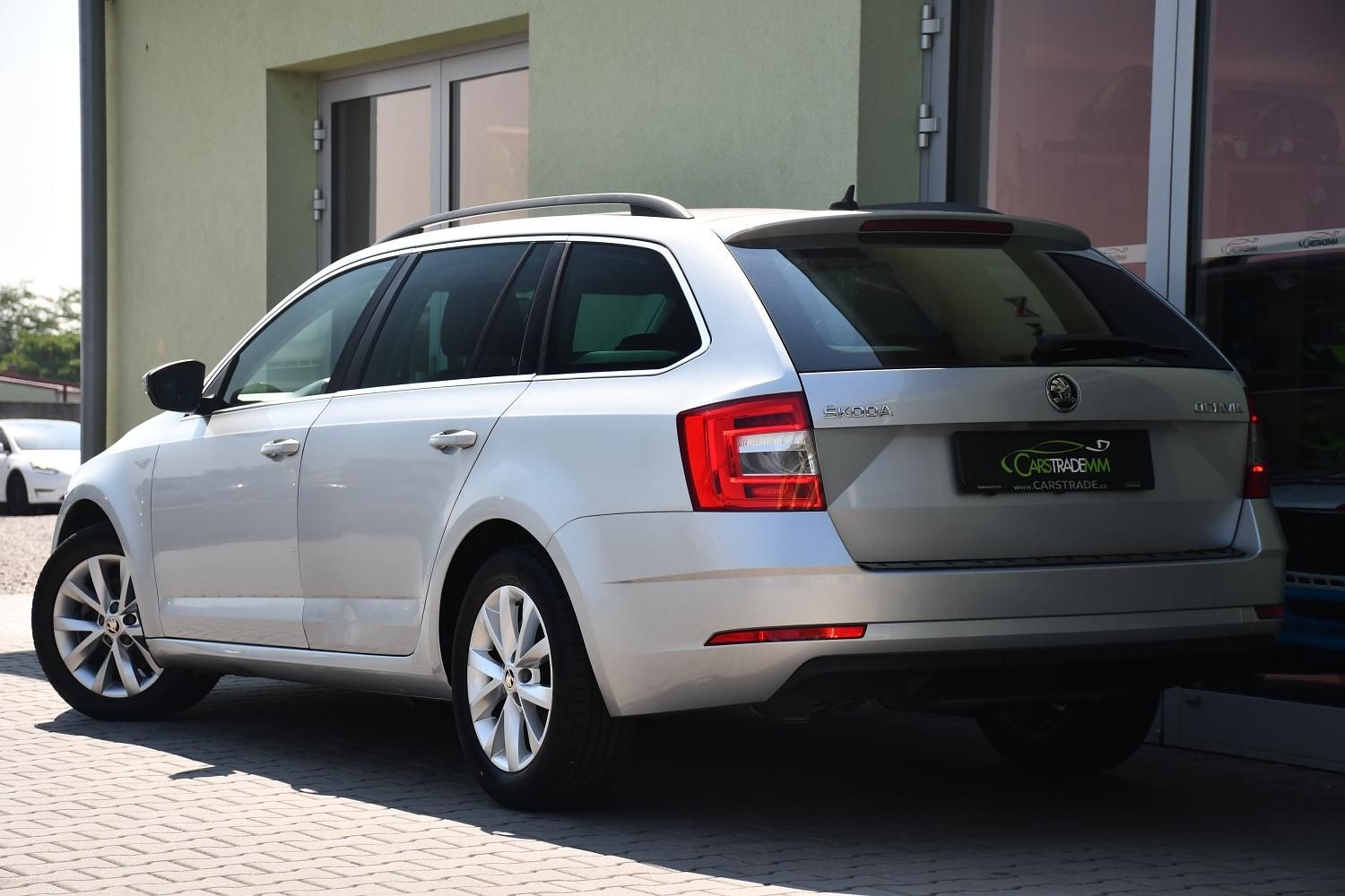 Škoda Octavia, 1.5TSi 110kW DSG NAV ACC - fotka 3