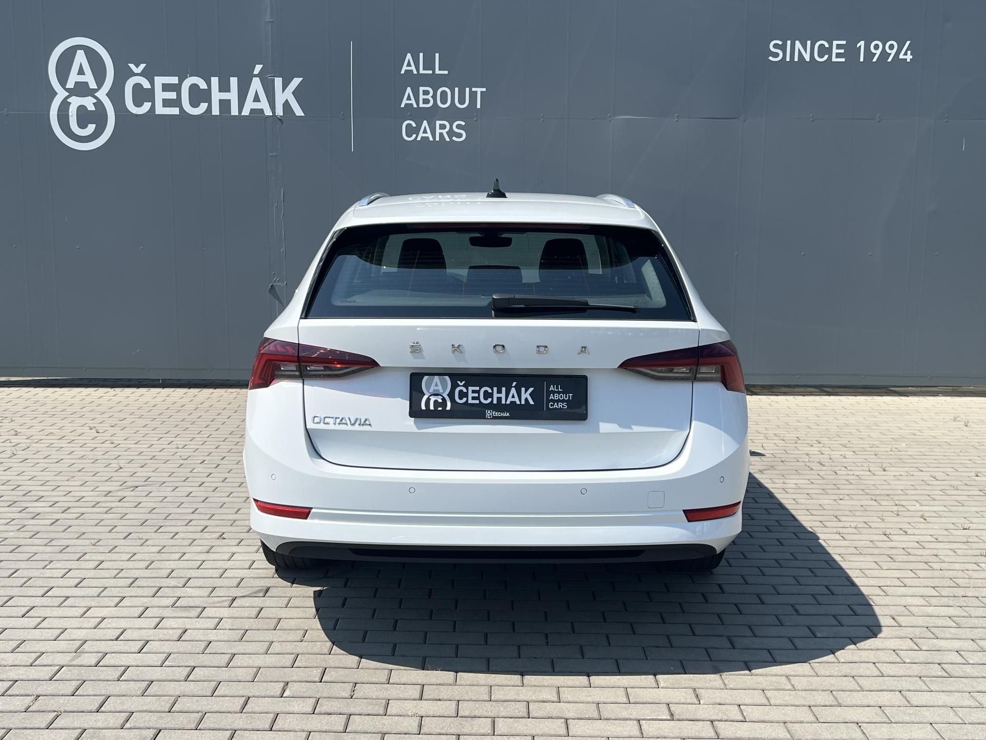 Škoda Octavia, 2,0TDi 85kW STYLE - fotka 6