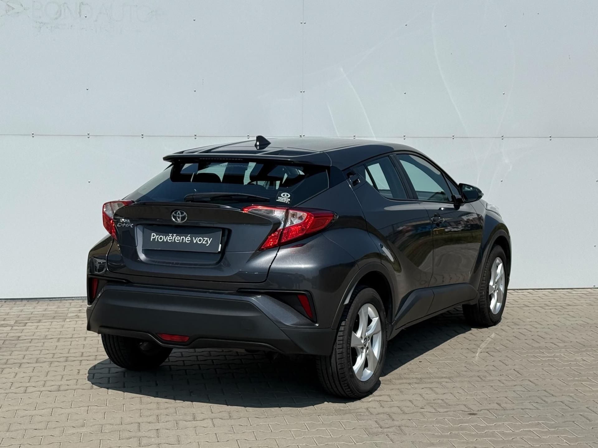 Toyota C-HR, 1.2 Turbo Active Navi - fotka 2