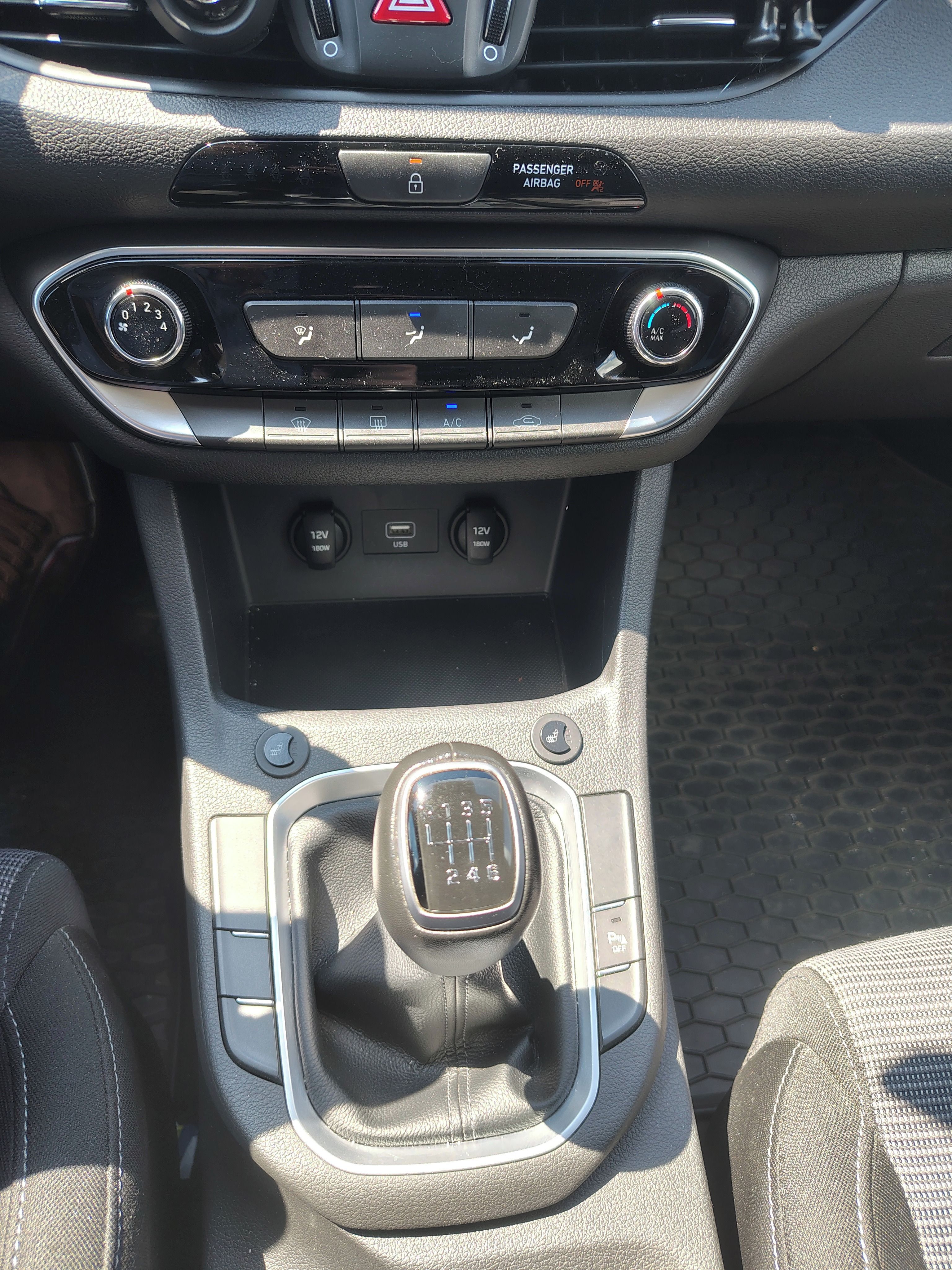 Hyundai i30 - fotka 3