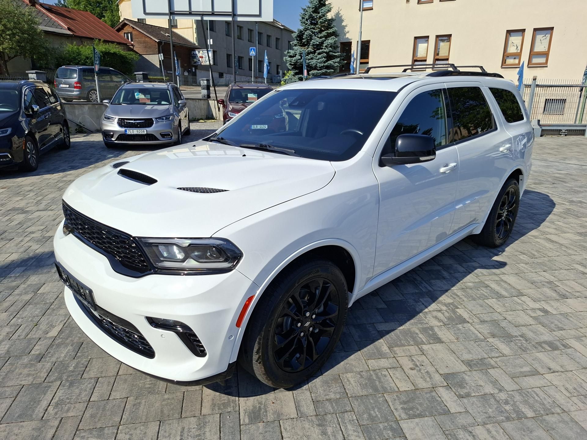 Dodge Durango, 5,7L V8 4x4, Max výbava, tažné - fotka 3