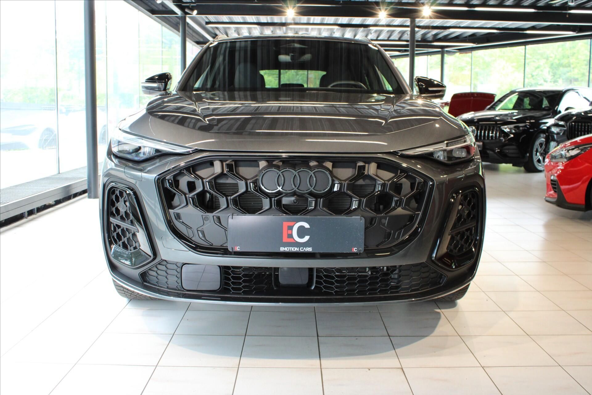 Audi Q5, TFSI quattro 150 kW S Line Tec - fotka 2
