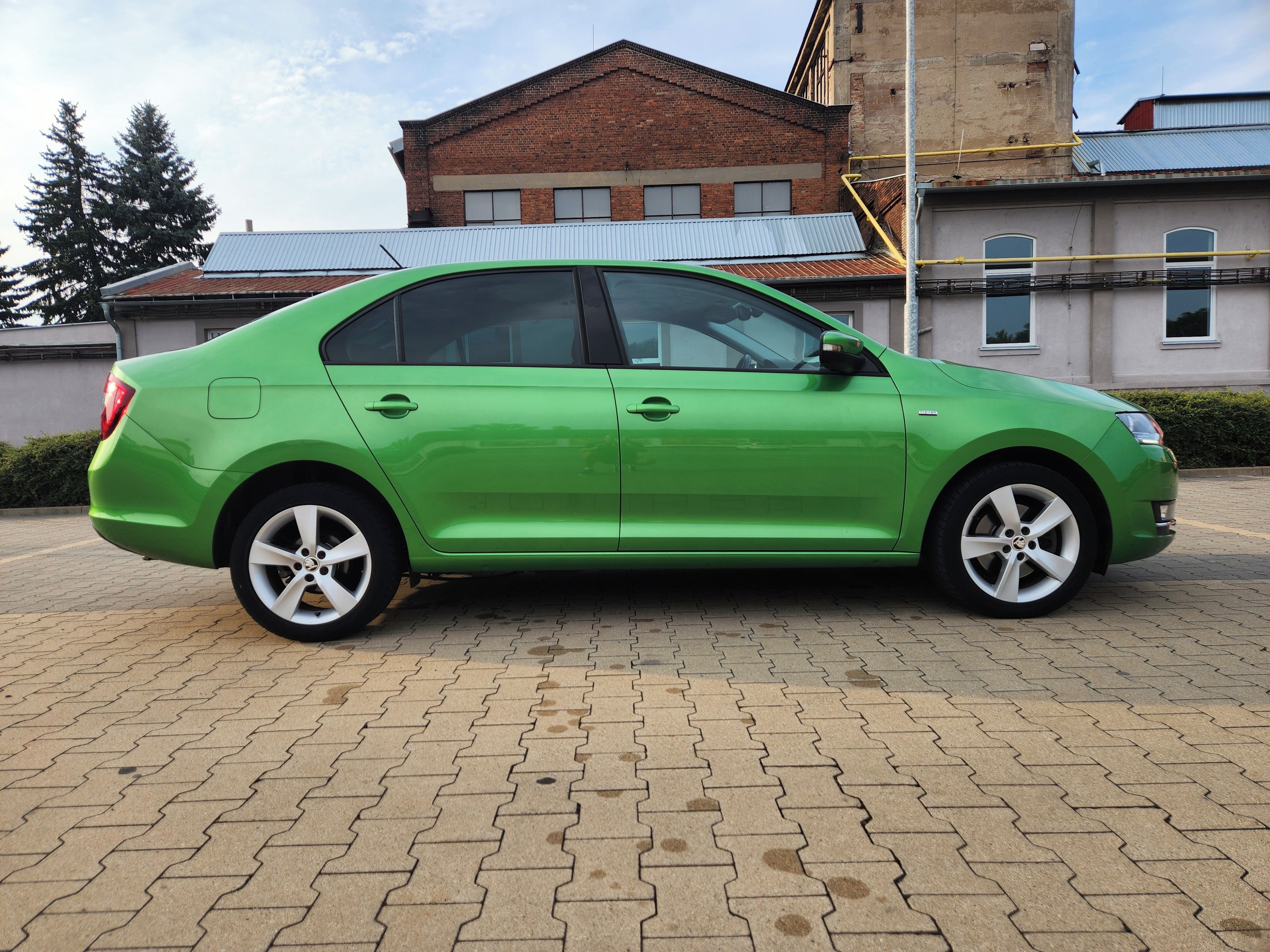 Škoda Rapid, 1.0TSi 81kW CLEVER,BIXENON,TAŽ - fotka 4