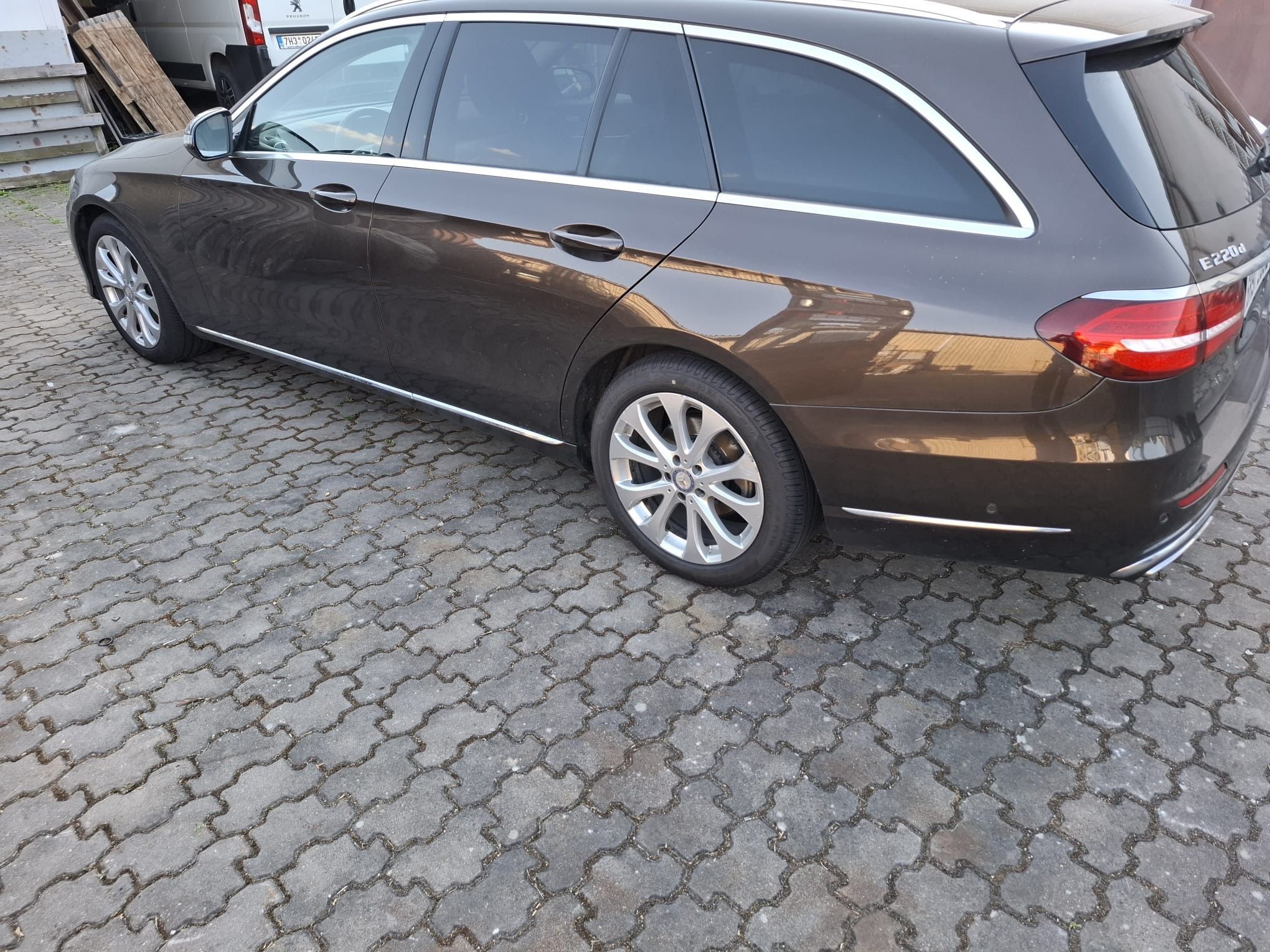 Mercedes-Benz Třídy E - fotka 3